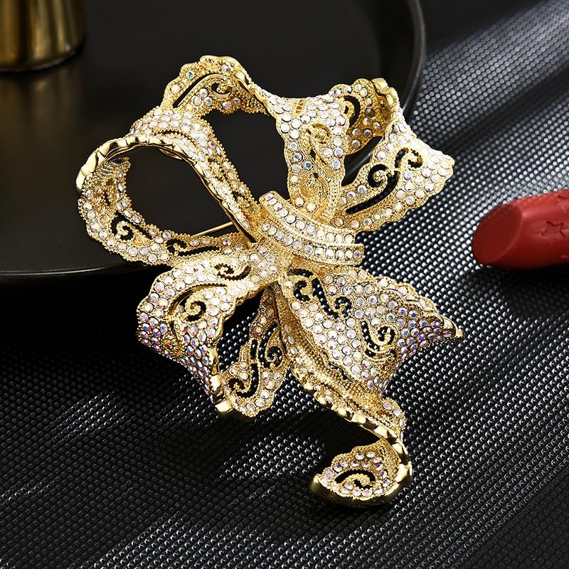 Image of Pearl Flower Brooch and Pins for Women Large Gold Luxury Elegant Pin Christmas Gift Jewelry