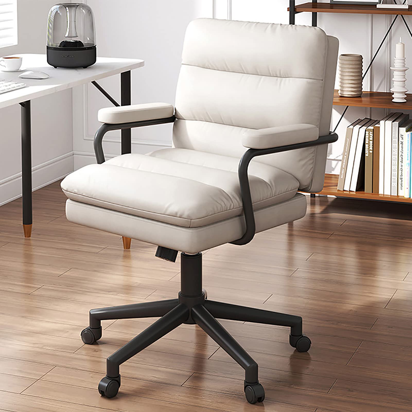 Chaise de travail pivotante pour aménager votre coin télétravail