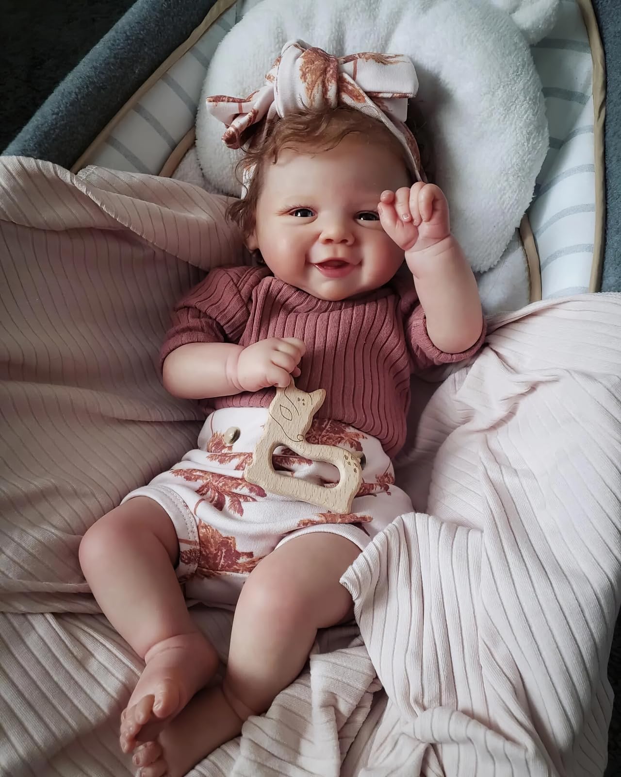 TERABITHIA 19Inches Hand Rooted Hair Lifelike Reborn Baby Dolls with Cuddly Cloth Body and Vinyl Limbs Sweet Smiling Newborn Realistic Baby Dolls that Look Real and Feel Real
