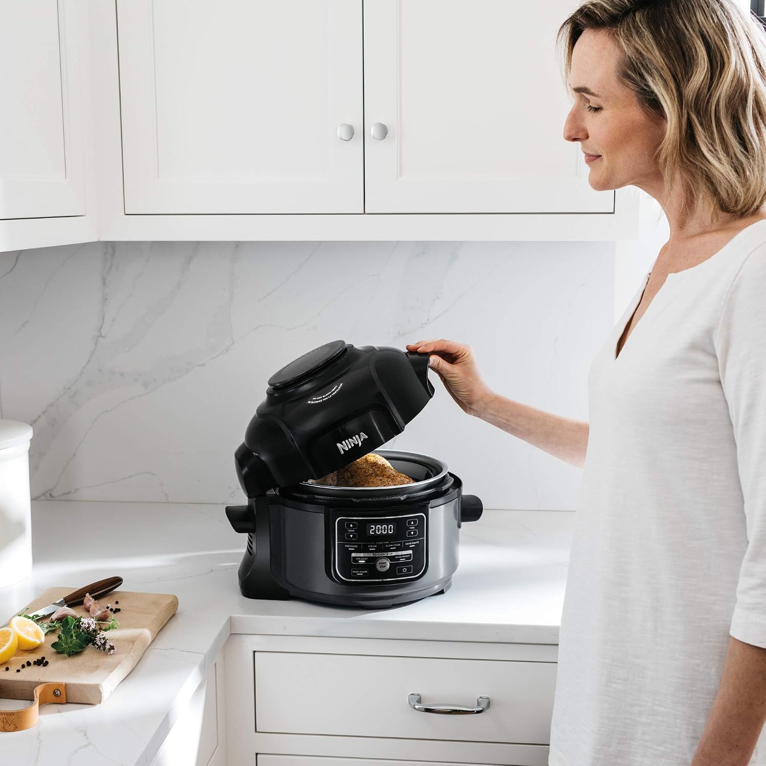 Ninja Foodi 7-in-1 Programmable Pressure Fryer, Slow Multi Cooker with TenderCrisp Technology, 5 Pot, 3-qt. Air Fry Basket (OP101), 5-Quart, Black/Gray (Renewed)