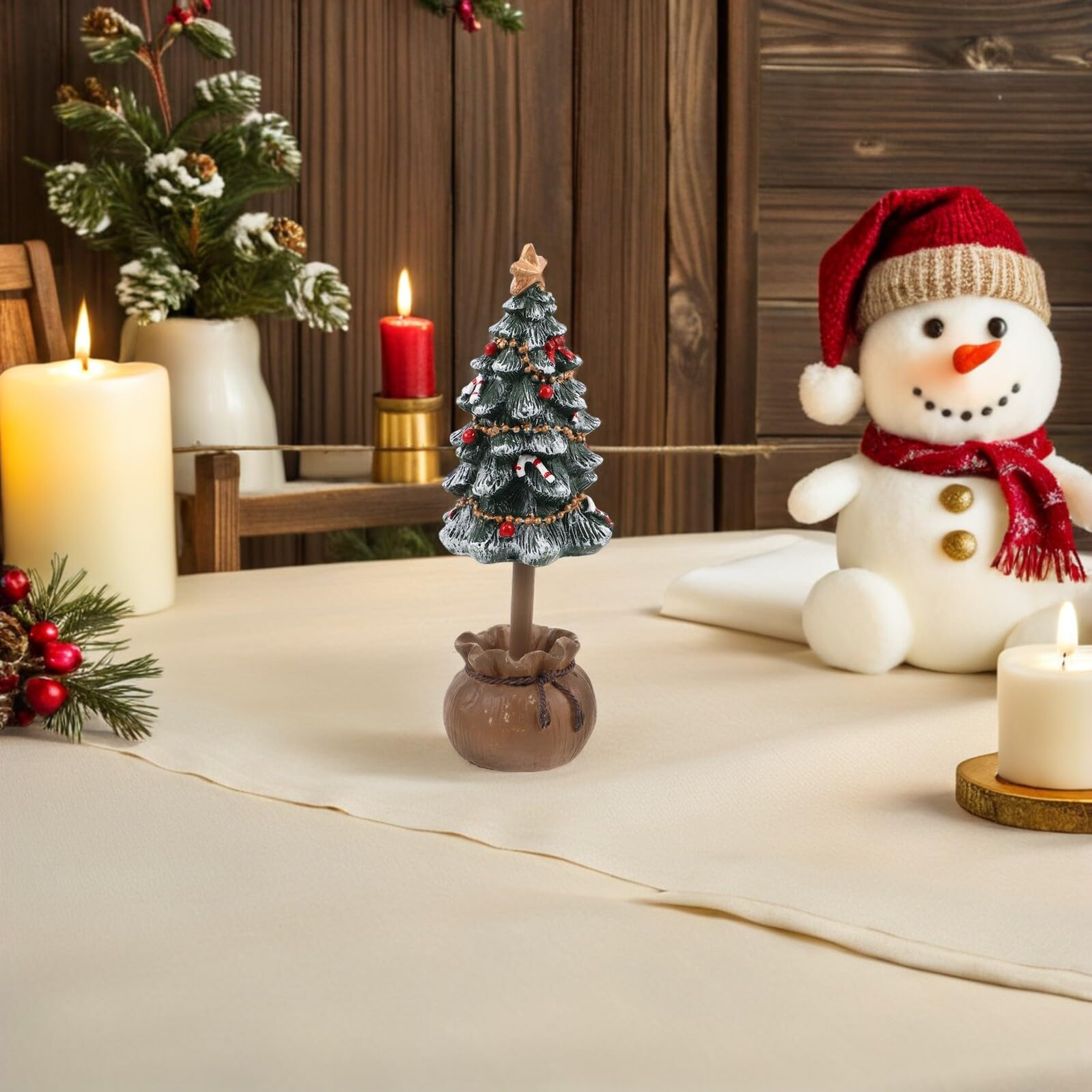 Toyvian 2 Pezzi Mini Alberi di Natale da Tavolo in Resina Verde Sculture Natalizie da Scrivania per Casa Ufficio e Decorazioni Festive Accessori Fotografici Compatti e Resistenti allo