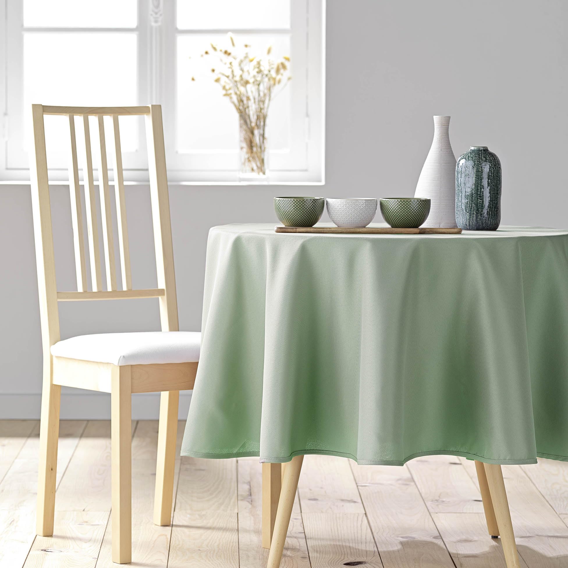 Douceur d'Intérieur, Essential Round Tablecloth (Diameter 180 cm) - Sage - Polyester