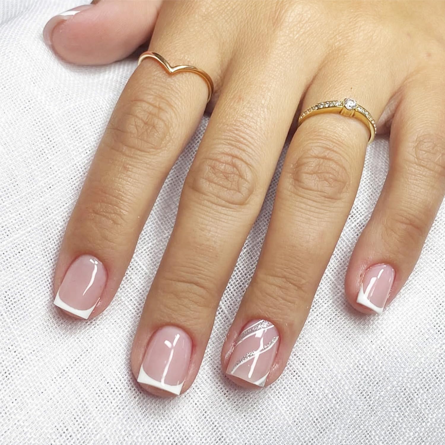 24Pcs Short Square Press on Nails White French Tips Fake Nails with Glitter Line Reusable Glue on Nails Glossy Nude Full Cover Artificial Nails Cute