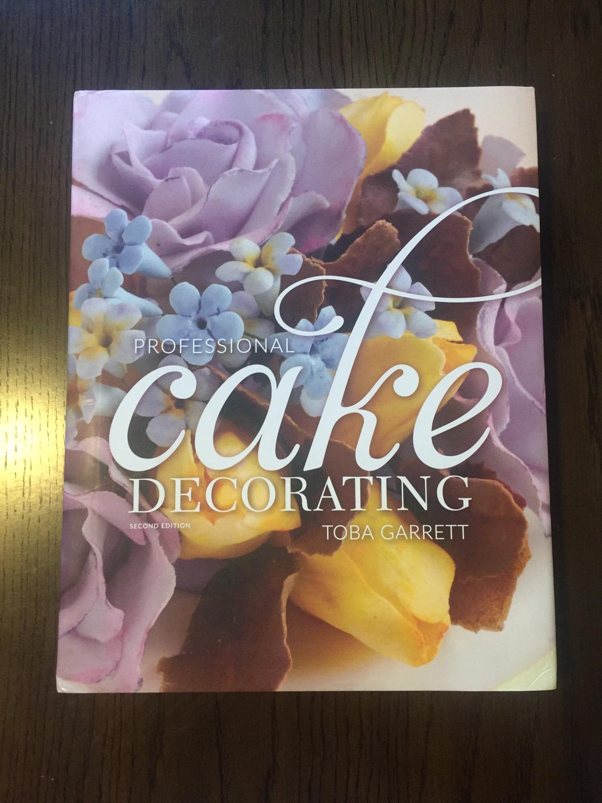 101 cake decorating book!!!!