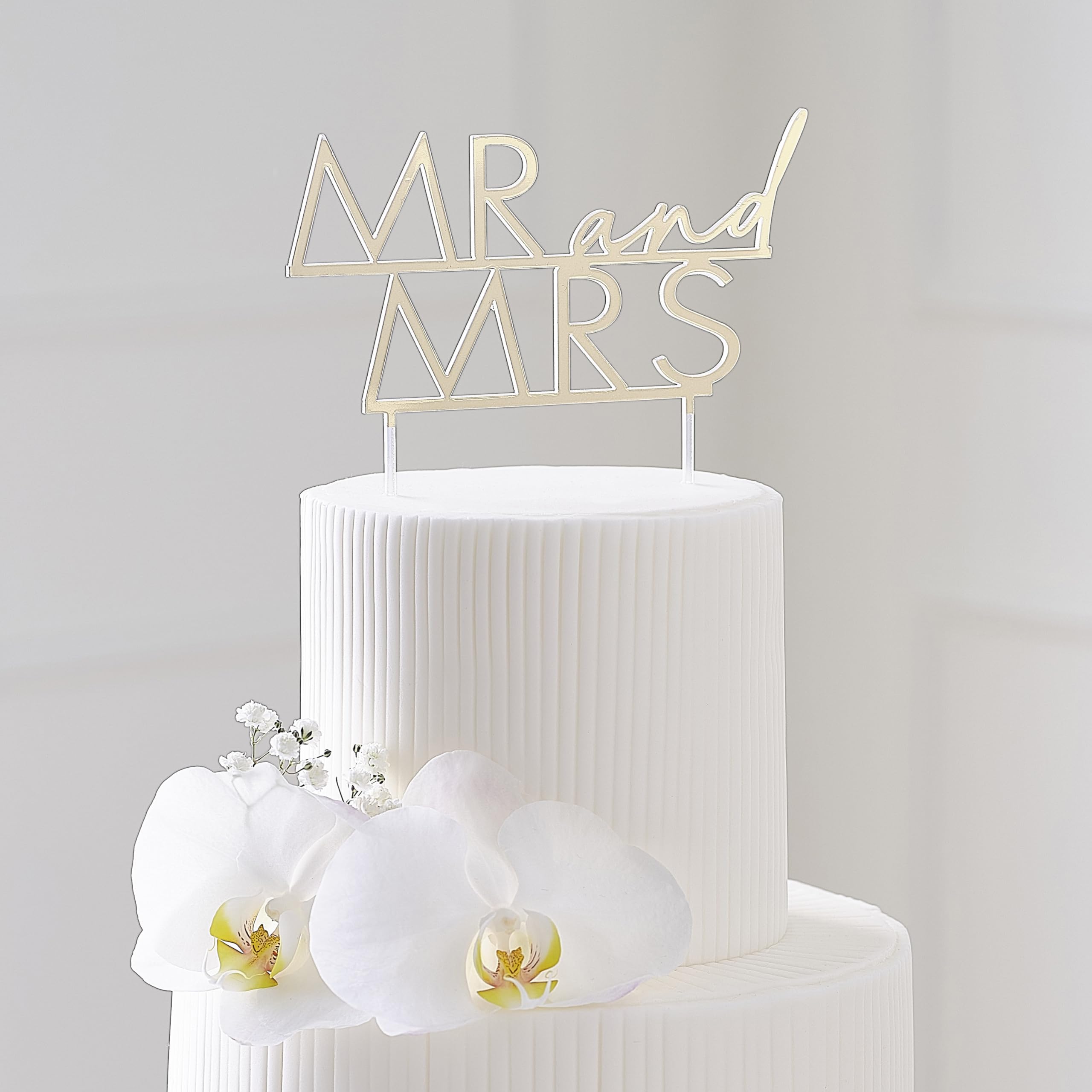Ginger Ray Gold Acrylic Mr & Mrs Cake Topper Wedding Cake Decoration 14.5cm x 15.8cm