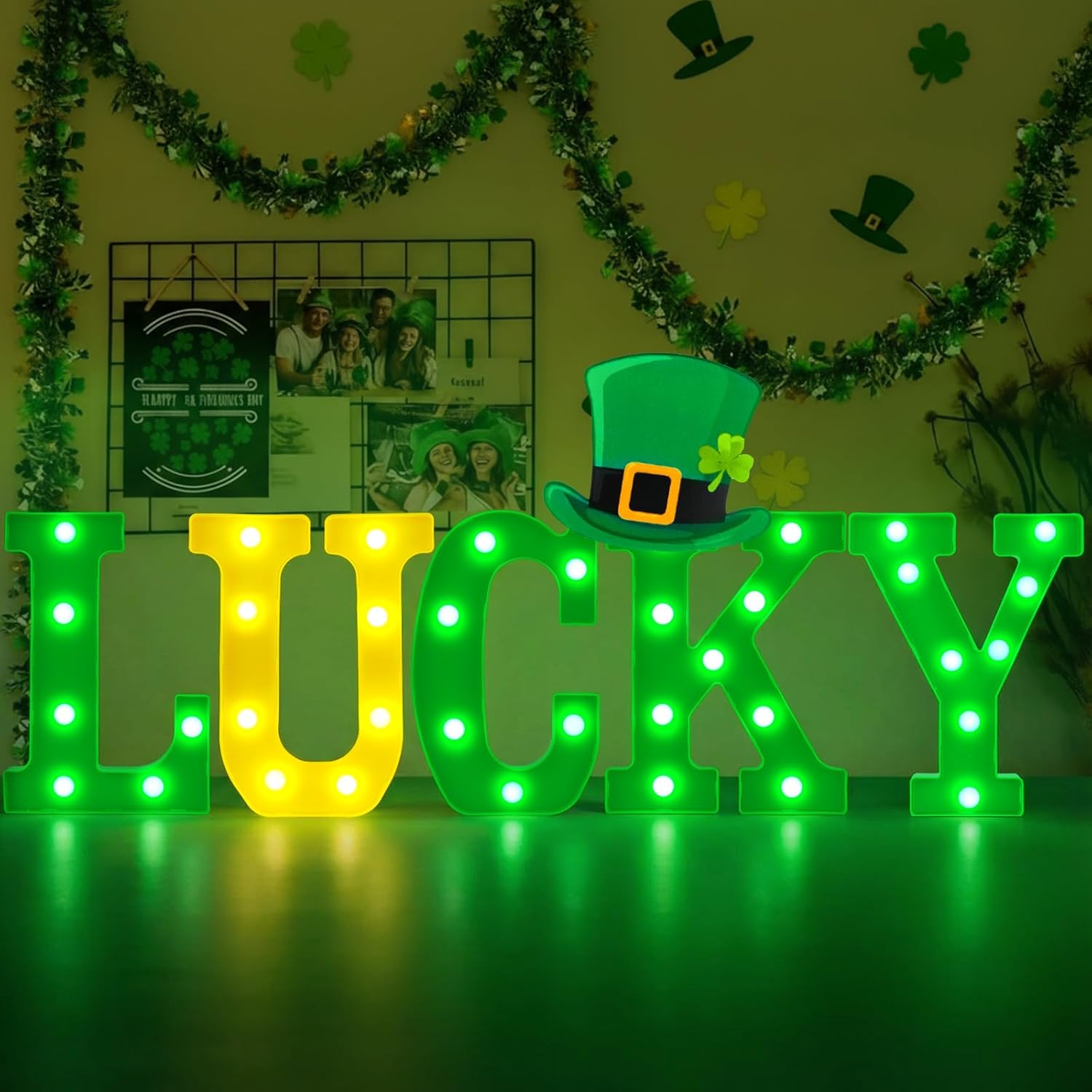 St Patrick's Day Decorations Plastic LED St. Patrick's Day Lucky Sign Marquee Light up Letters Lucky Table Decoration Centerpiece with Leprechaun Hat Card Decor for Home Mantle Irish Party Desk Office