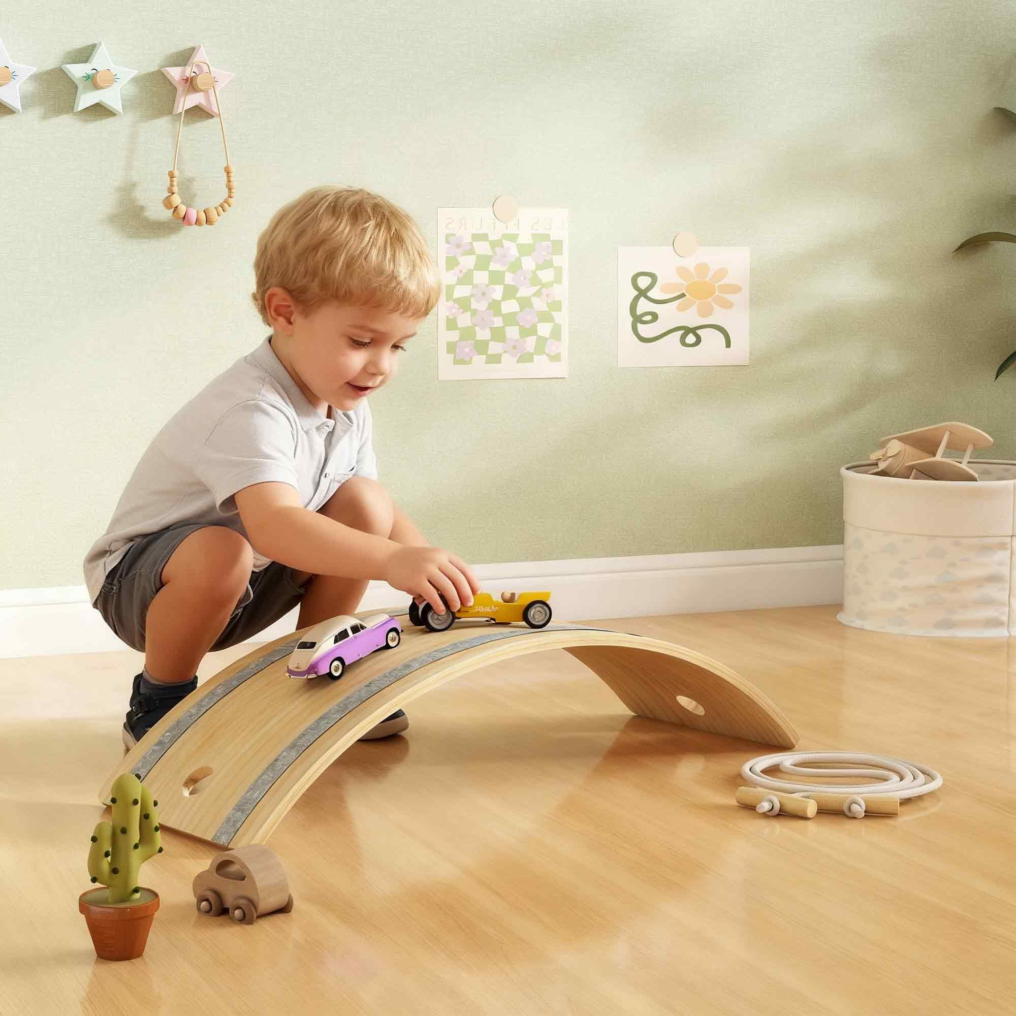 AIYAPLAY Kinder hölzerne Balance Board mit Seil, hölzerne Wobble Board mit Filz, Curvy Schaukel Wippe Outdoor Indoor-Spielzeug für sensorische Spiel, sensorische Spielgeräte für Kleinkinder 3-6 Jahre