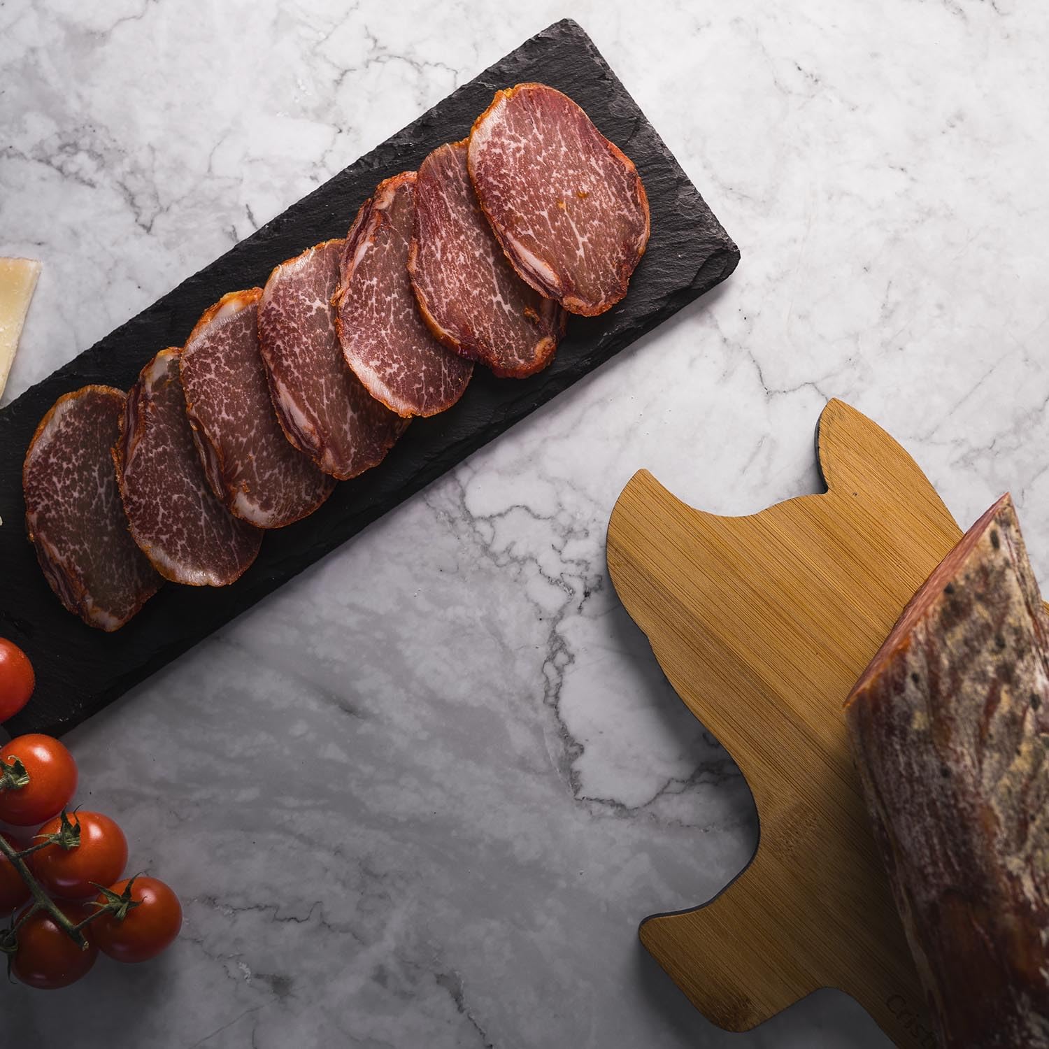 ENRIQUE GARCÍA - Lomo de Cebo de Campo Ibérico, 75% Raza Ibérica, Una Pieza Envasada al Vacío, 1300 g Aprox