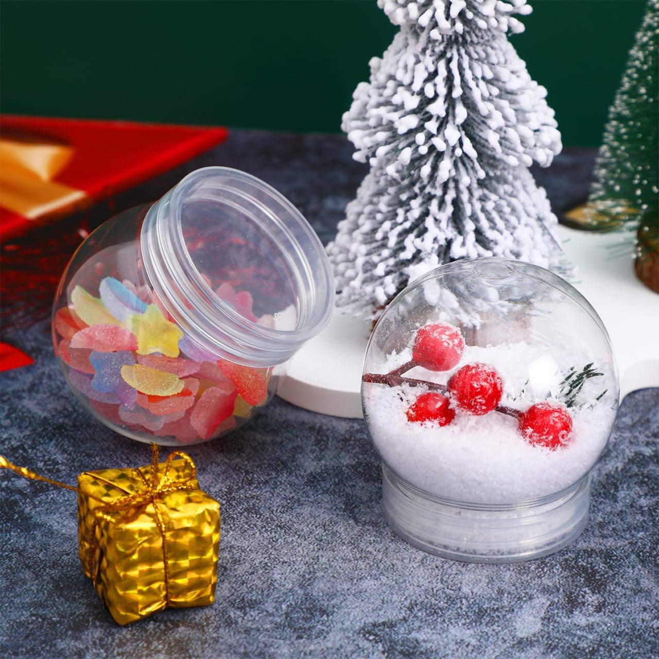 Cabilock Snowball Accessories 20pcs 4 Inch Clear Plastic Snow Globes with Screw Off Caps - Perfect for DIY Christmas Crafts and Creative Projects