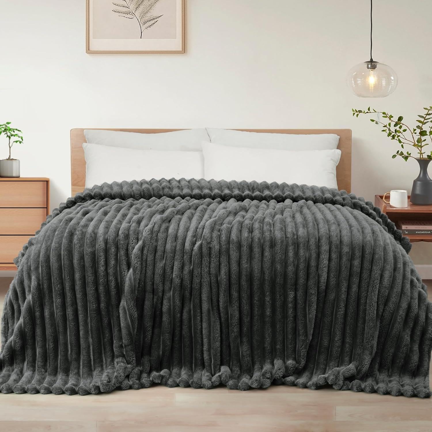 DYZI Supersoft Ribbed Jacquard Fleece Throw Blanket – Warm Plush Polyester Sofa & Bed Throw, Lightweight Cozy All-Season Blanket for Living Room & Bedroom