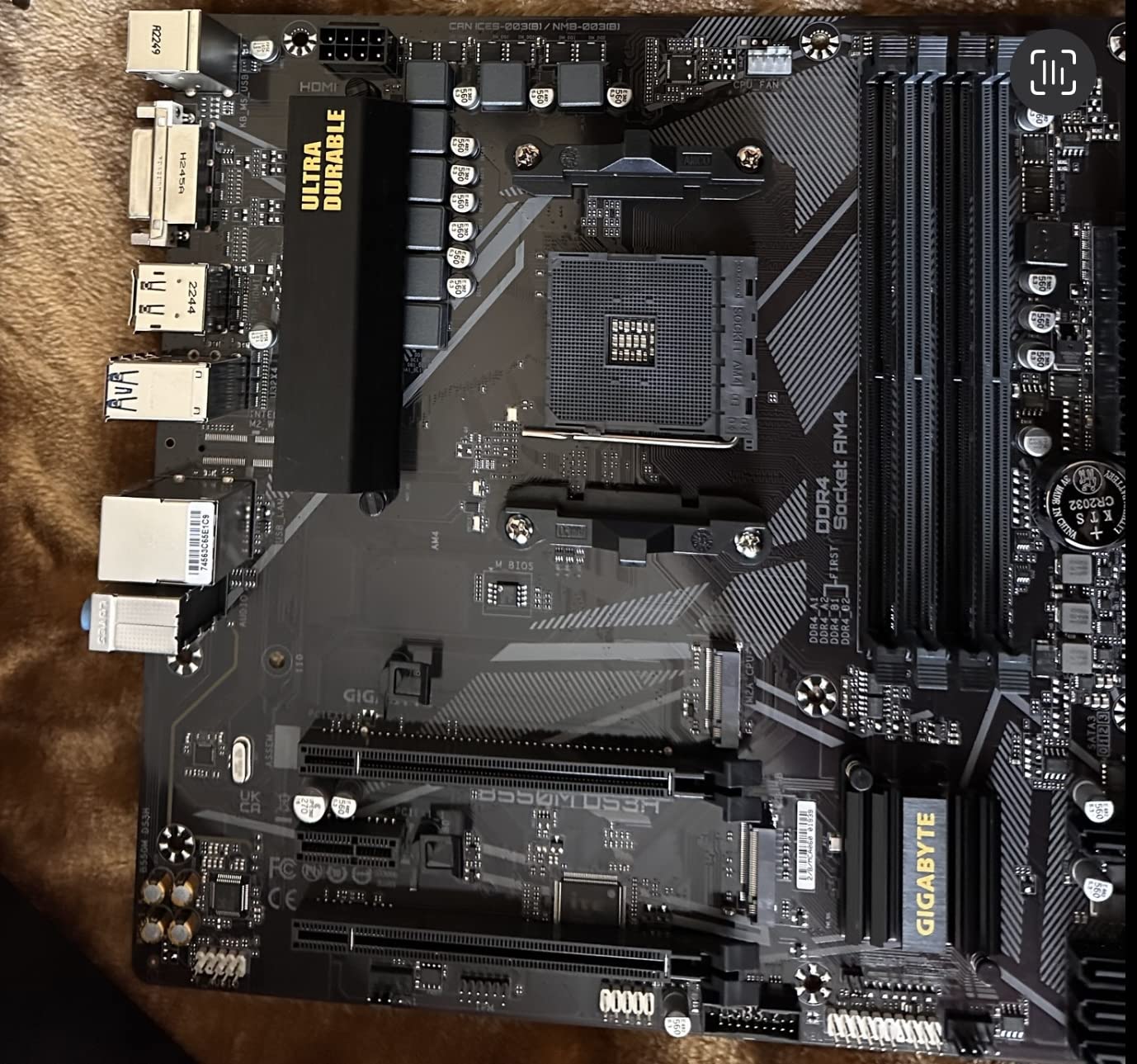 budget motherboard gigabyte b550m ds3h