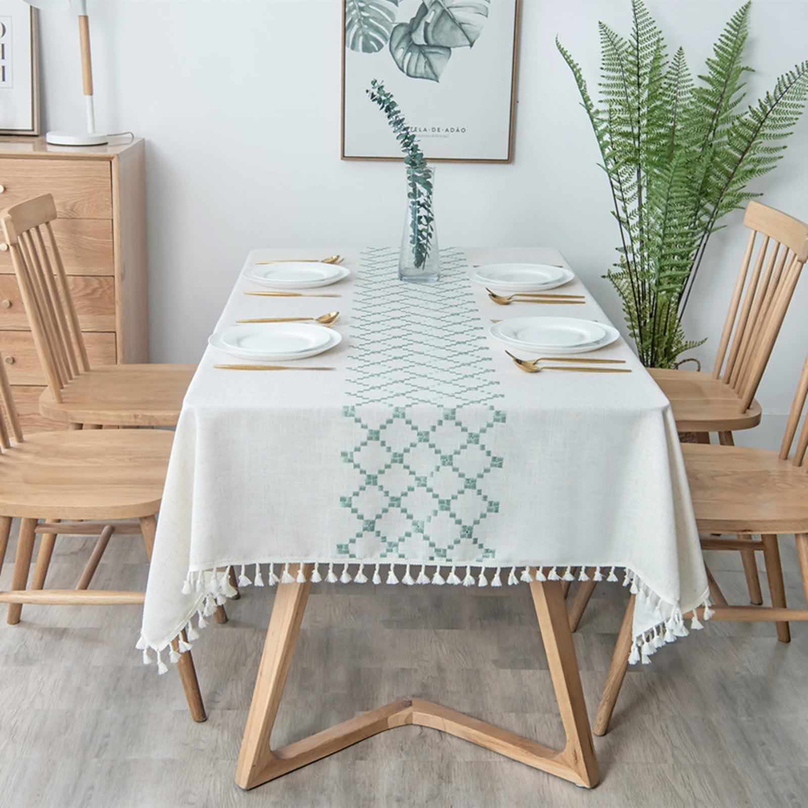 Nappe rectangulaire anti-taches 100x160 cm avec pompons pour table de jardin