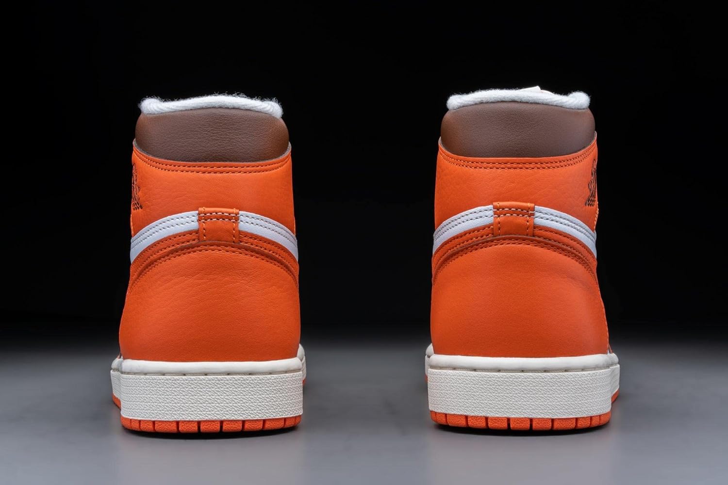 Air Jordan 1 Retro HI OG - White Starfish Cacao by Nike