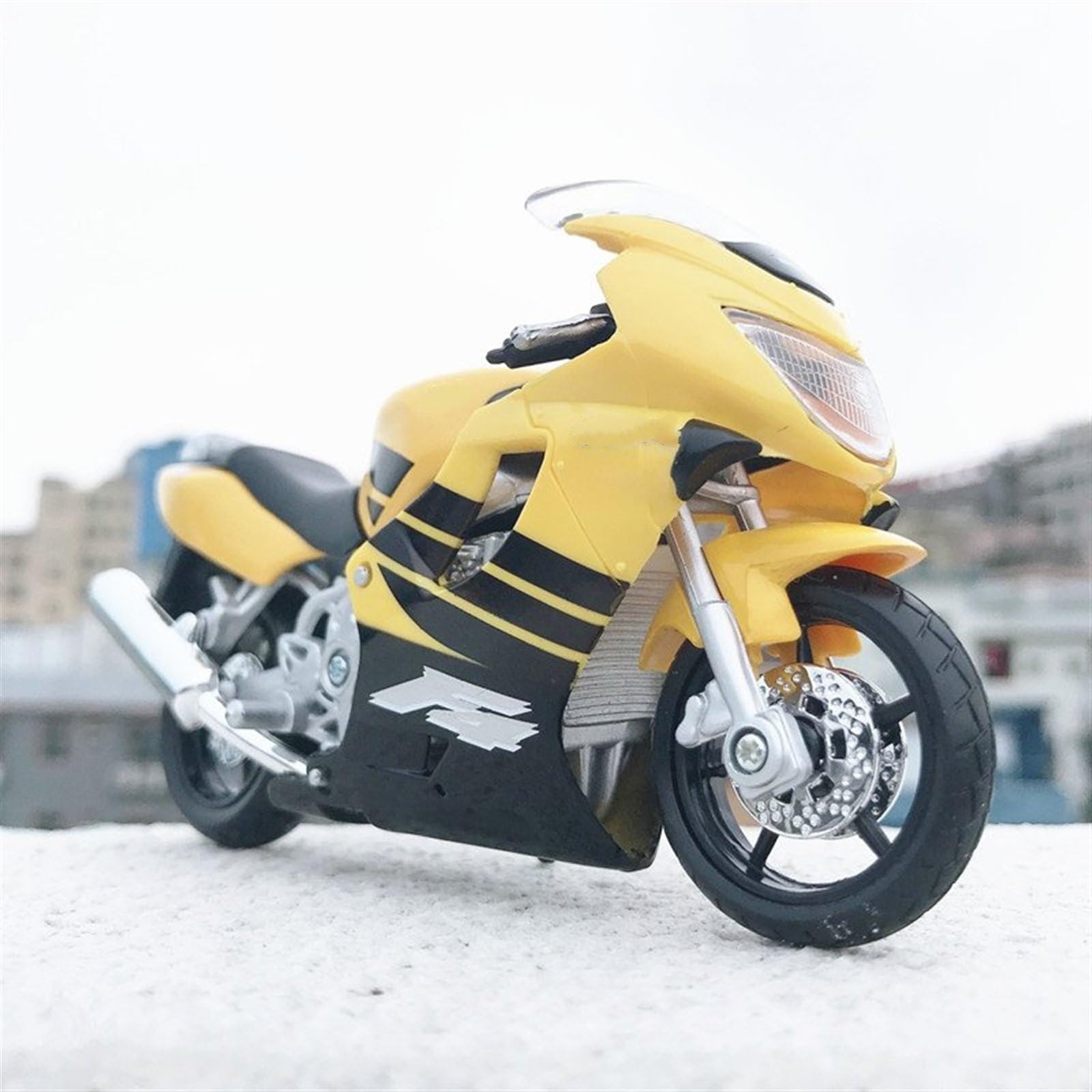SEYXF Motorbike Toy for H-onda CBR600F 4 Motorcycle Model Collection Gift 1/18(with Retail Box)