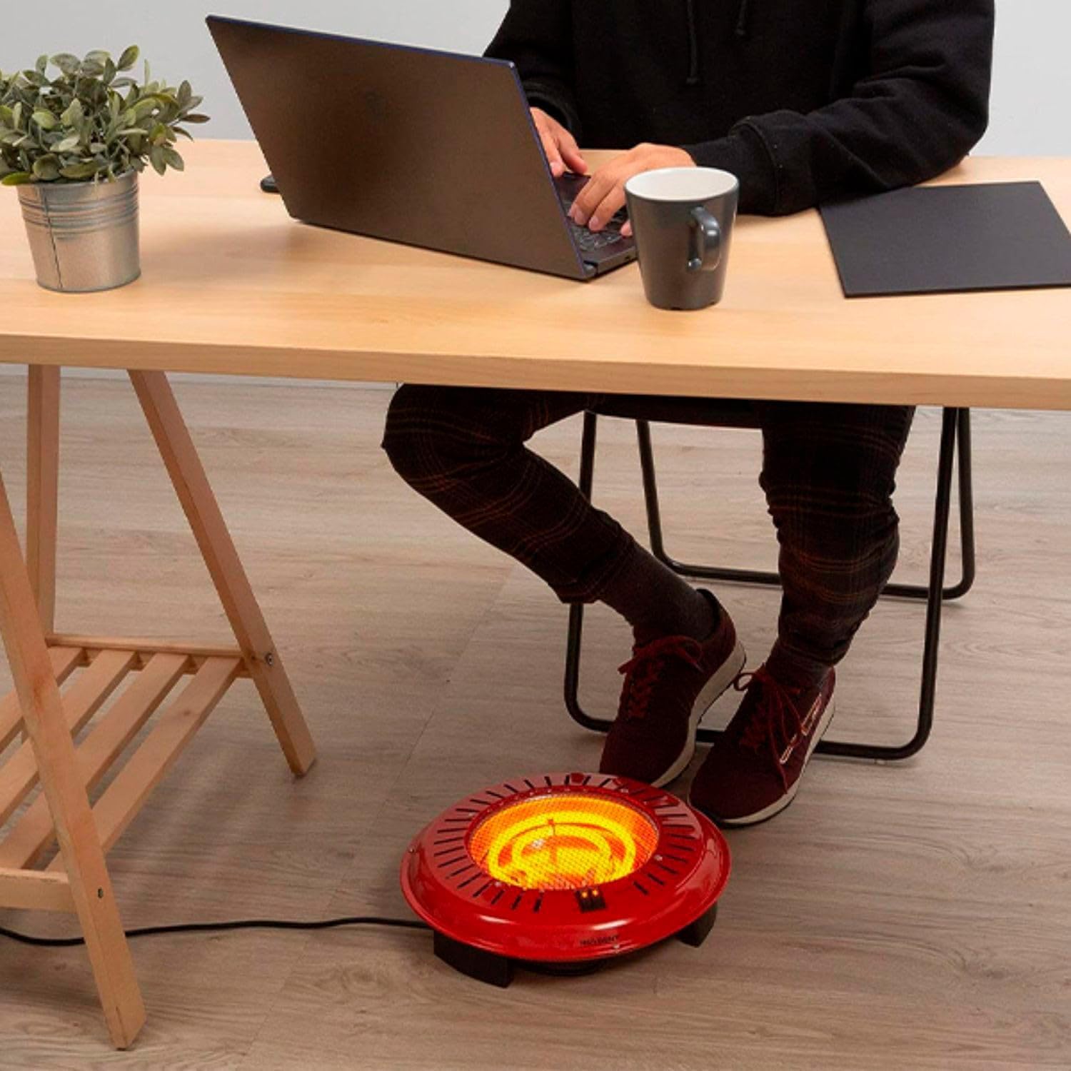 KROWN - Brasero Eléctrico Redondo de Metal para Mesa y Camilla | Bajo Consumo con 3 Niveles de Potencia 400W/500W/900W | Se coloca en el Suelo para Que el Calor suba hacía Arriba | Color Rojo