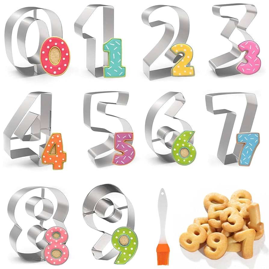 CHEFCLUB Keksausstecher Set - 4 Formen Mit Rezept Für Kreatives Backen Mit Kindern