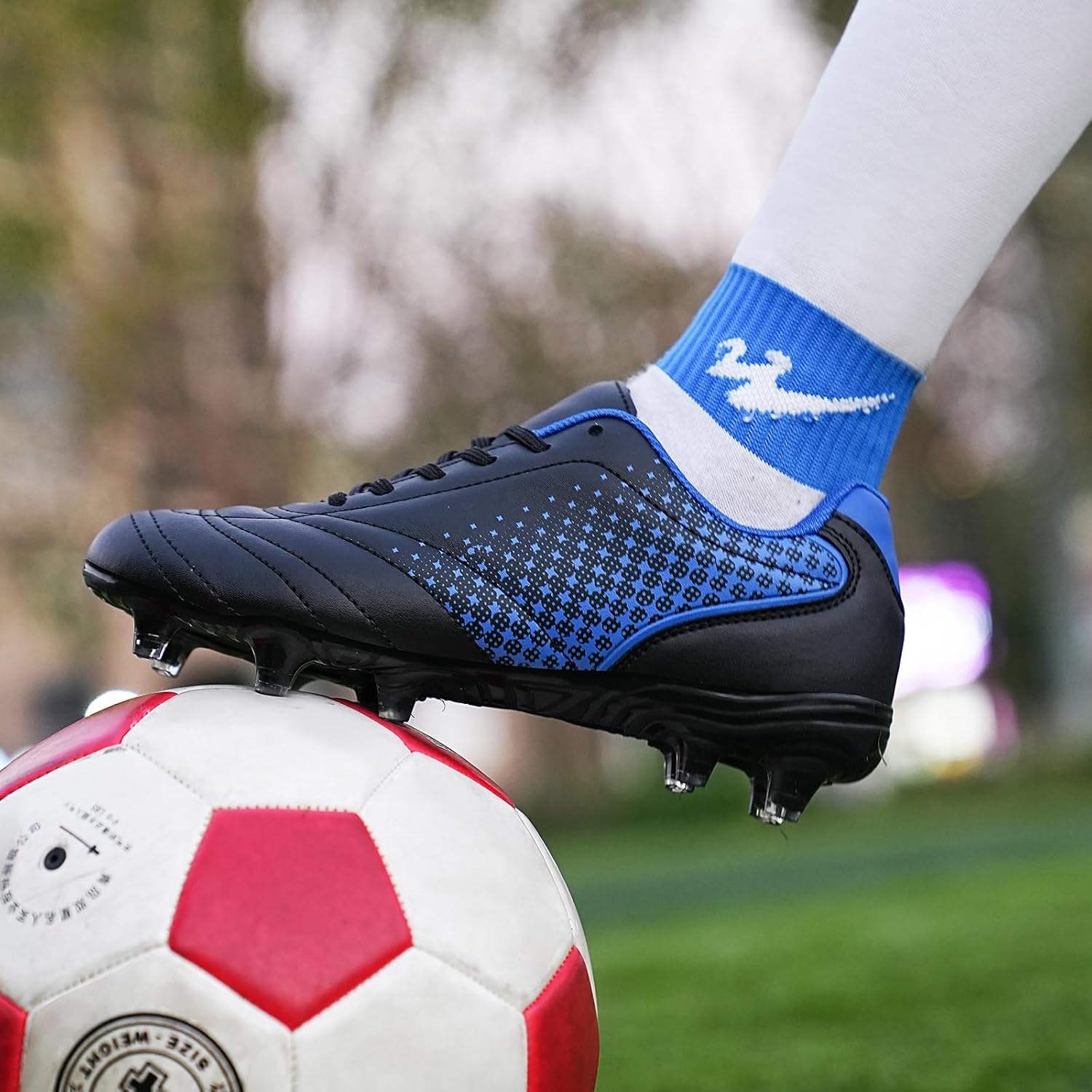 LIZRHA Soccer Shoes for Boys Girls Soccer Cleats Boys Girls Kids Athletic Outdoor Football Shoes Youth Football Cleats Outdoor & Indoor Soccer Shoes Lightweight, Running & Training for Students - Image 2