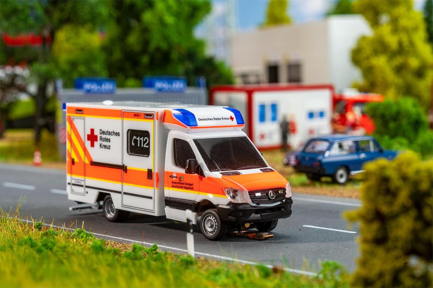 161321 H0 Car System Digital MB Sprinter ambulanza DRK (HERPA)