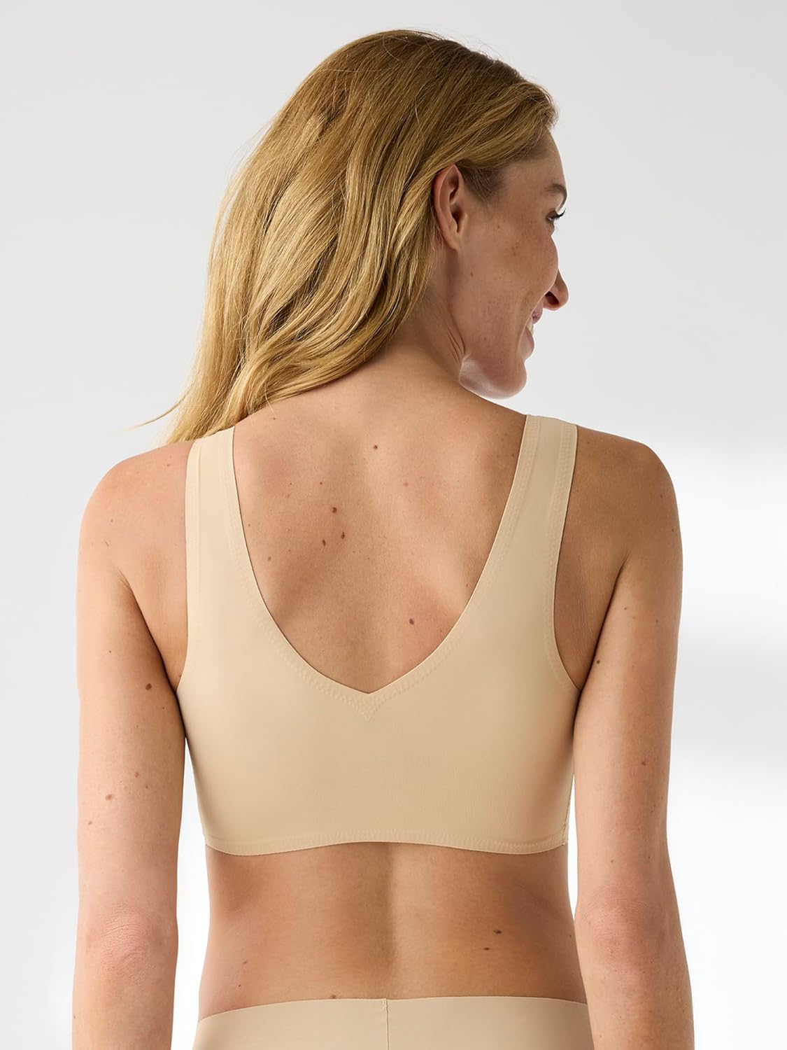 True & Co True Body Lift V Neck Bra