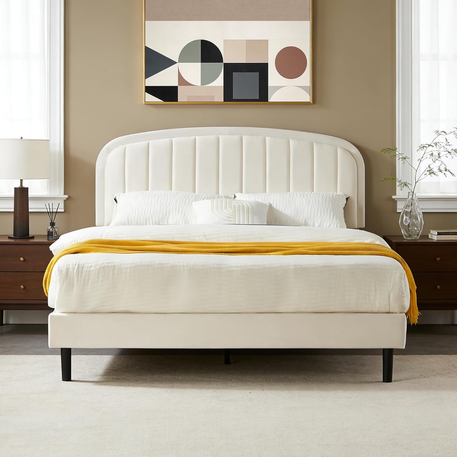 Queen Bed Frame, Soft Bedframe with Rounded Corners, Upholstered Velvet Fabric Platform Bed Frame with Round Headboard, Modern Style, No Box Spring Required, Easy Assembly, Beige