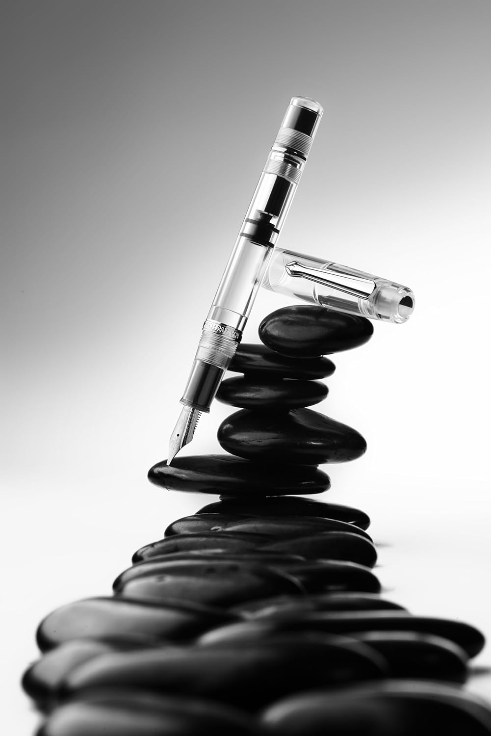 Nahvalur Original Fountain Pen (Demonstrator, Medium(0.47mm))