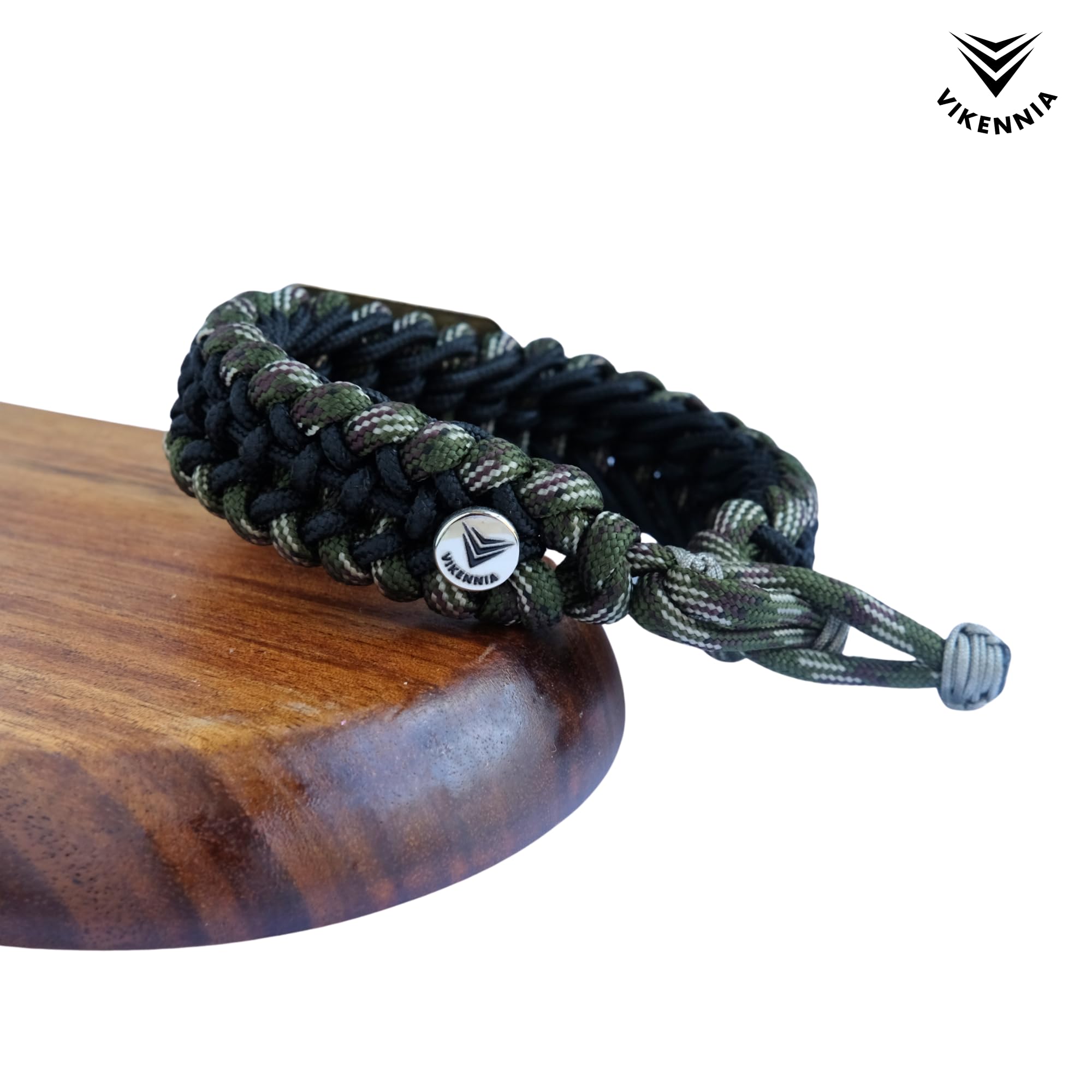 VIKENNIA Paracord Set - 02 Adjustable Braided and Rope Bracelets with Bronze USA Flag Charm - 550 Paracord Survival Bracelets - Green Camo (Set of 2) - For Men, Women, US Army Veterans