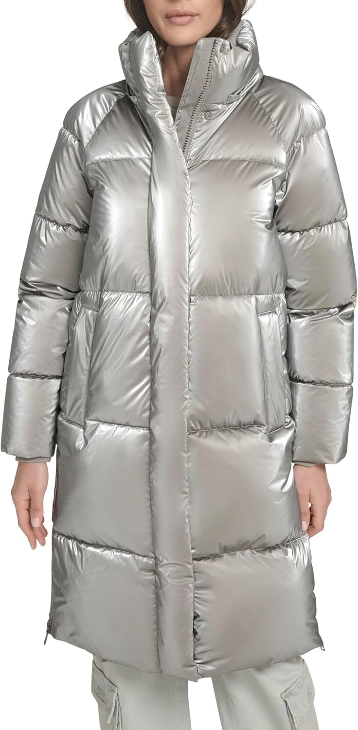 Levi's Women's Cloud Puff Hooded Midlength Puffer Jacket - Image 9