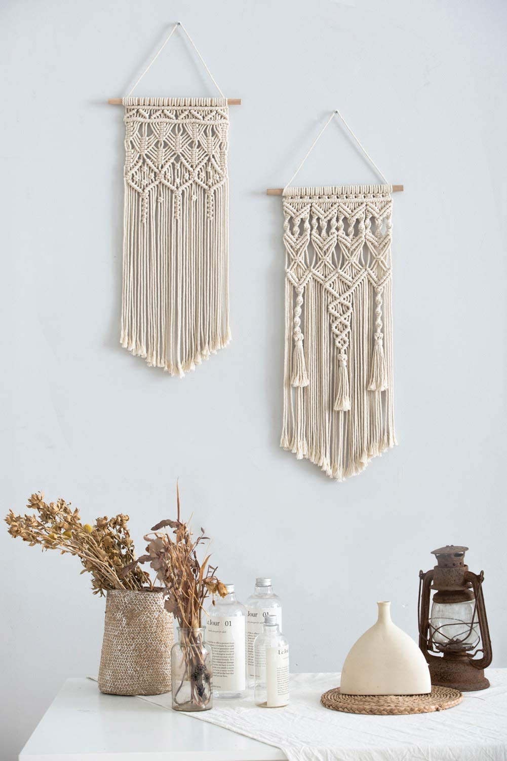 Mkouo 2 Pcs Macramé Woven Colgar en la pared Boho Chic Bohemian Home Geometric Art Decor - Hermoso apartamento de decoración dormitorio, 71cm (L) x 33cm (W)