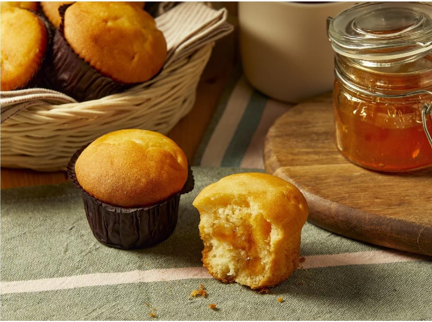 Italian Gourmet Muffin Apricot albicocca con confettura glutenfrei 4 x 250g | Dolce morbido e pratico; einzeln verpackt, ideal für Frühstück und Pausen, Gesamtnettogewicht 1 kg + Kostenlos Polpa 400g
