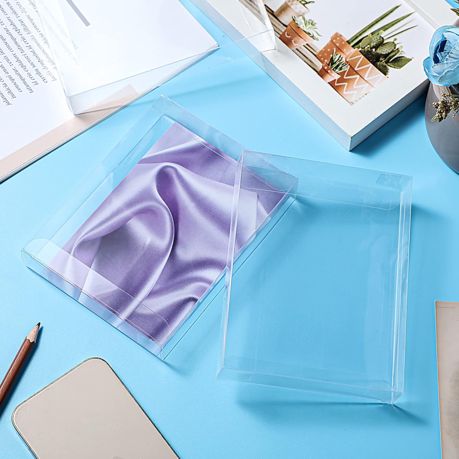 Youyole 100 Pack Clear Plastic Gift Favors Boxes Transparent Crystal Photo Greeting Card Fold Wrap Boxes Case for A2 Paper Envelope Letter Packaging Storage, 4.5 x 1.0 x 5.9 Inch