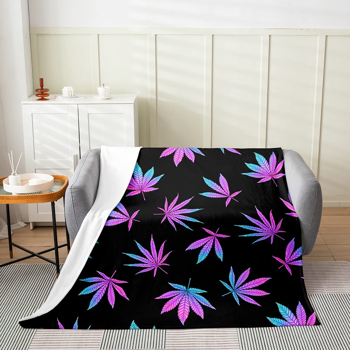 Loussiesd Marijuana Leaf Plush Throw Blanket, Cannabis Leaf Fleece Flannel Fuzzy Blanket for Sofa Marijuana Leaves Purple Blue All Season Bed Blanket, Breathable Botanical Leaves Baby 30x40 Inch