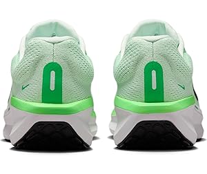 Nike Men's Winflo 11 Road Running Shoes