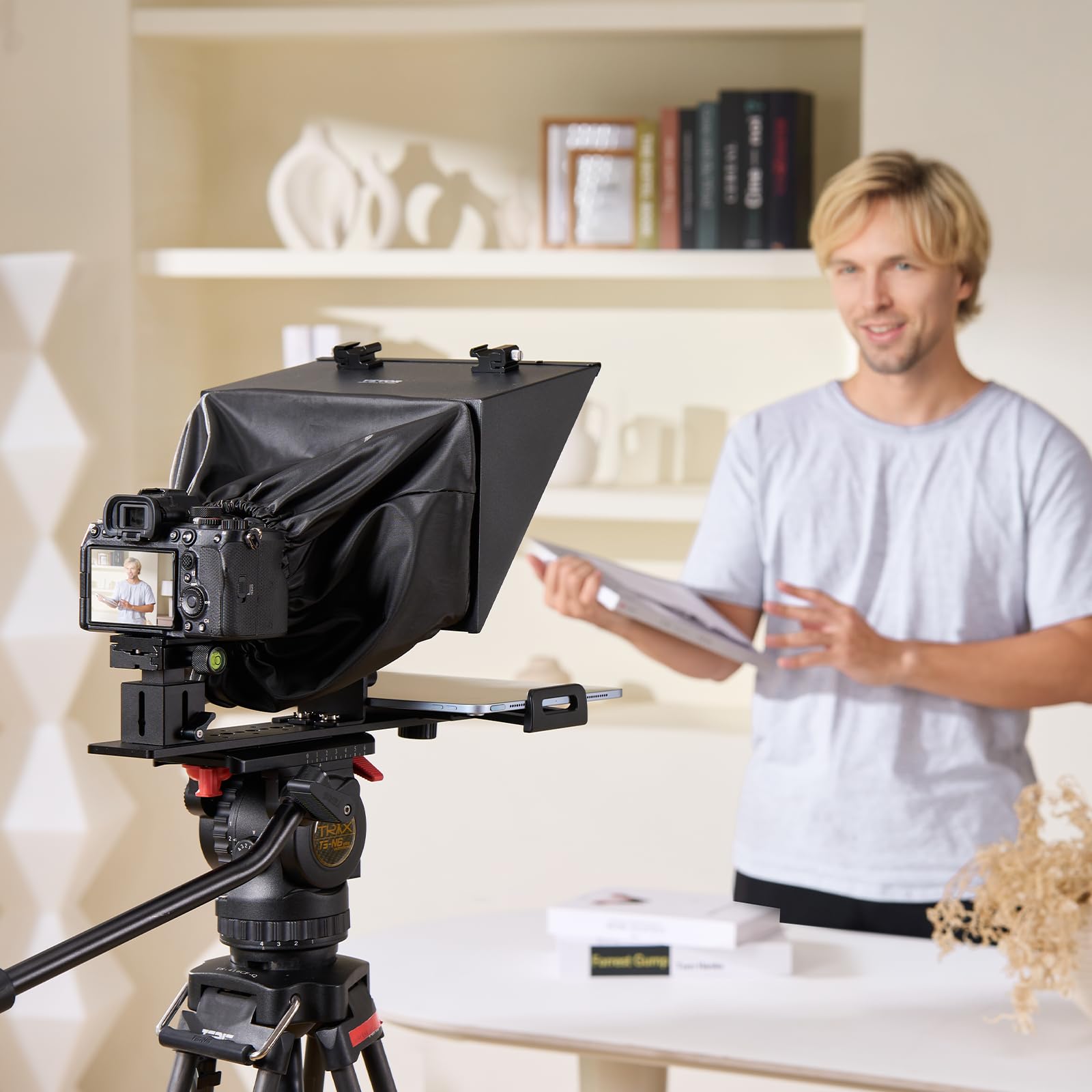 VEVOR Teleprompter, 33,02cm Alu, Bodentyp mit einstellbarem Winkelspektroskop, Fernbedienung, für YouTube, Twitch, Zoom, unterstützt DSLR/Webcam/Smartphone, für Videoaufzeichnung/Live-Streaming