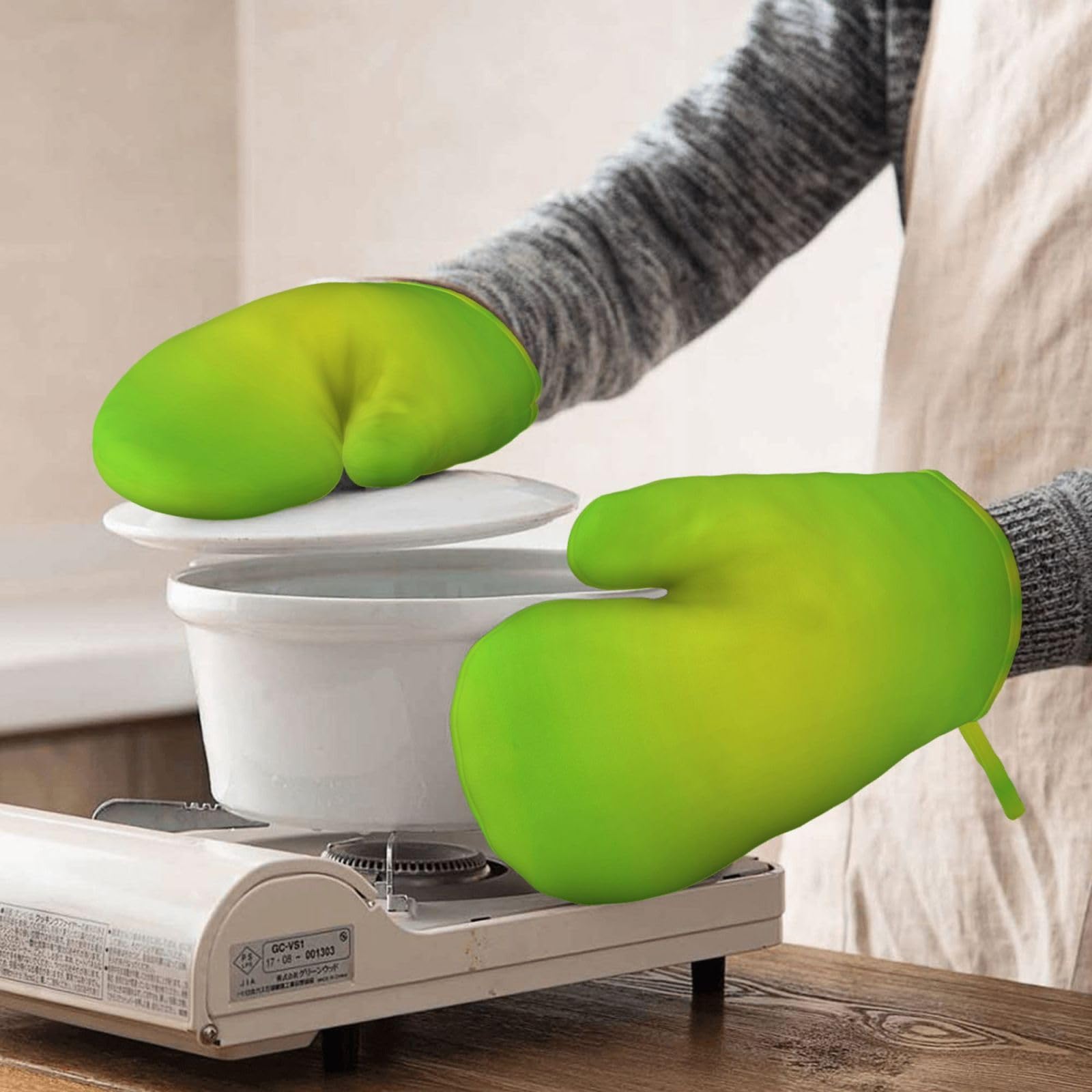 Juego de Cuatro Guantes y Manoplas Resistentes al Calor para Hornear, Guantes de Cocina Antideslizantes, Manoplas para Horno, Color Verde Lima.