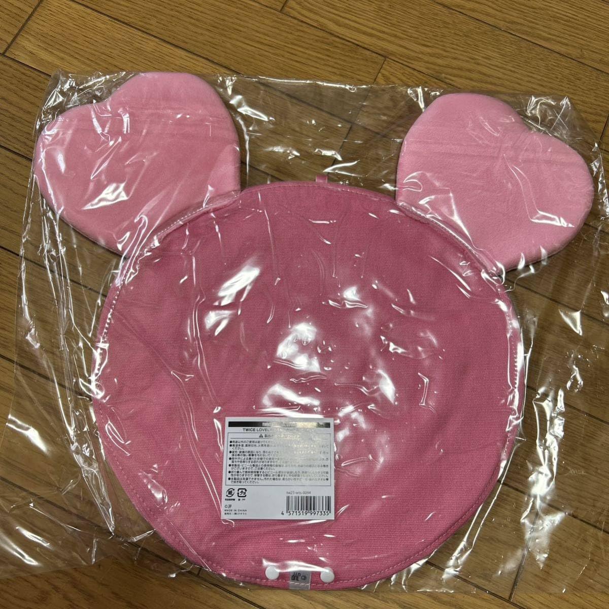 TWICE ライブ グッズ 2025モモセット販売 Tシャツ　うちわ　ケース TWICE ライブ グッズ 2025モモセット販売 Tシャツ うちわ ケース
