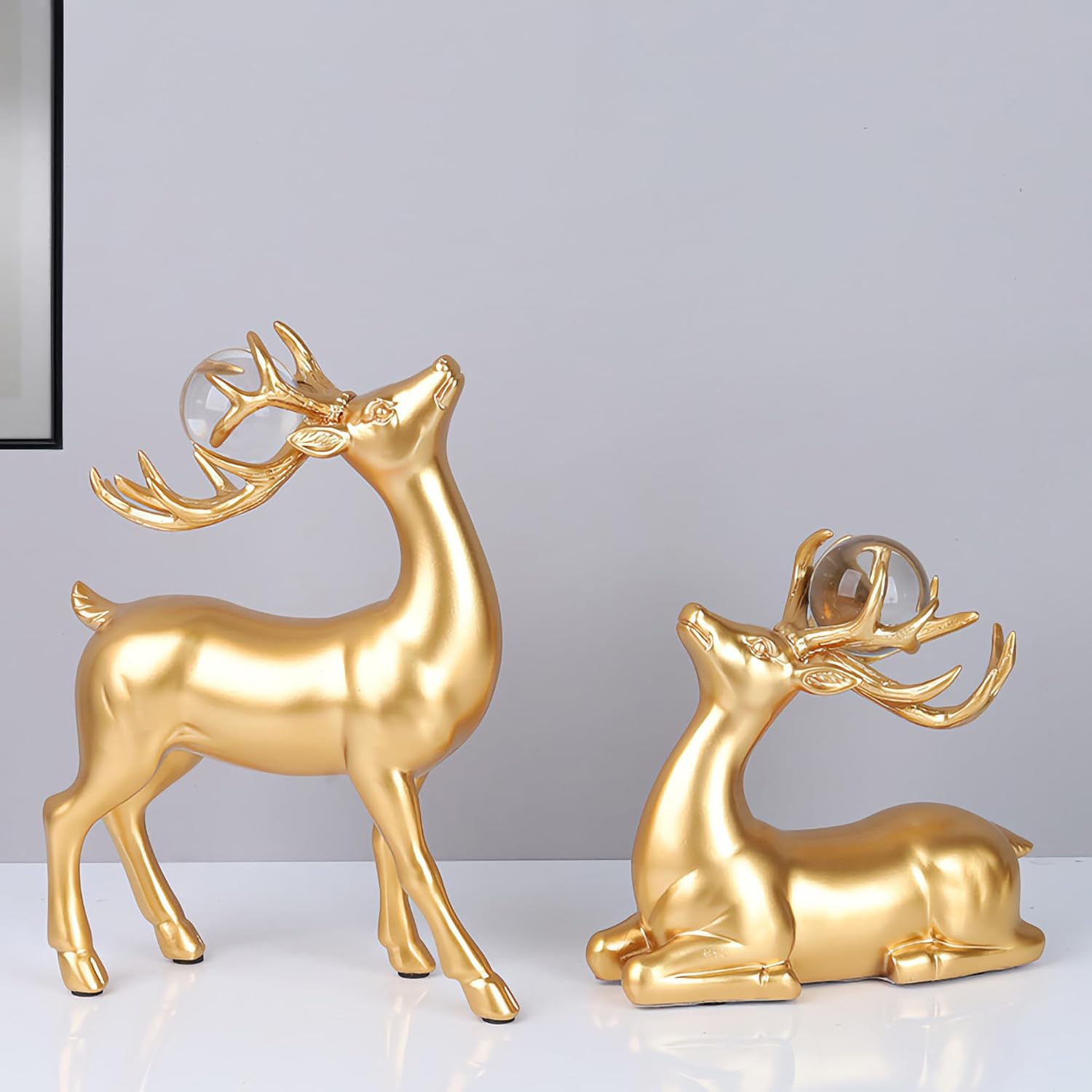 BELLA GLOBE Gold Reindeer Ornaments Christmas Deer