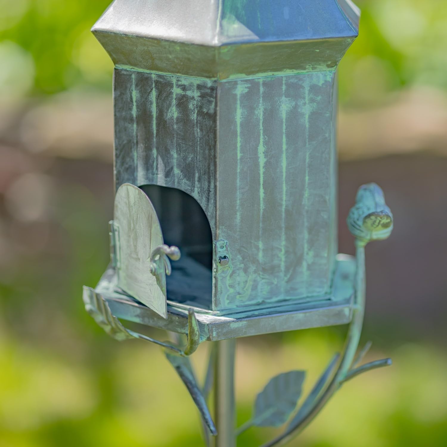 Large Silver Color Metal Birdhouse on Multi-Pronged Garden Stake (Victoria in Silver Color)