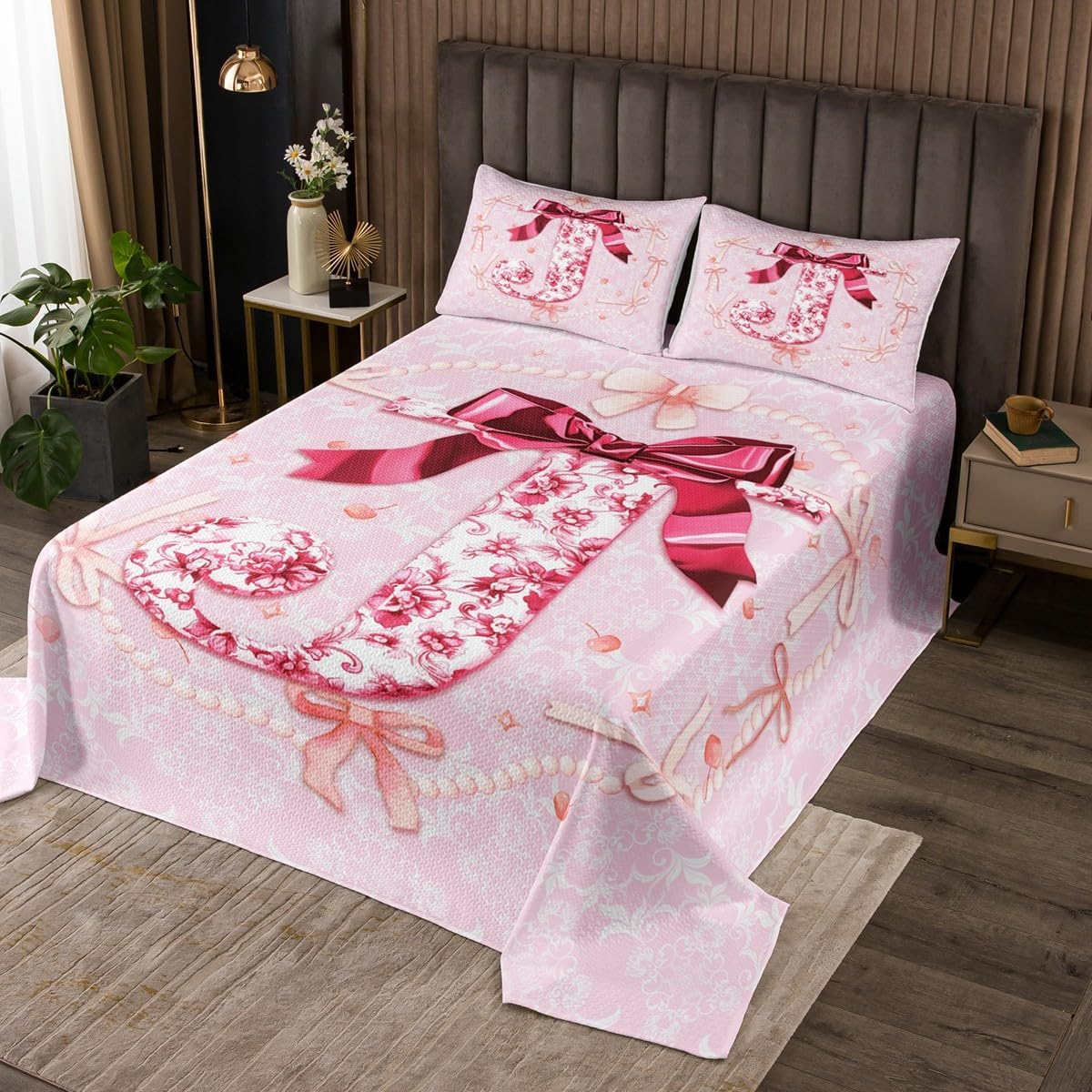 Erosebridal Coquette Bow Bedspread Set Queen Size Pink Groovy Floral Trendy Cute Bowknot Bedspread Sets Initial Letter V Aesthetic Bow Gifts Alphabet V Girls Coverlet Set for Girlfriend/Mom/Sister(V)