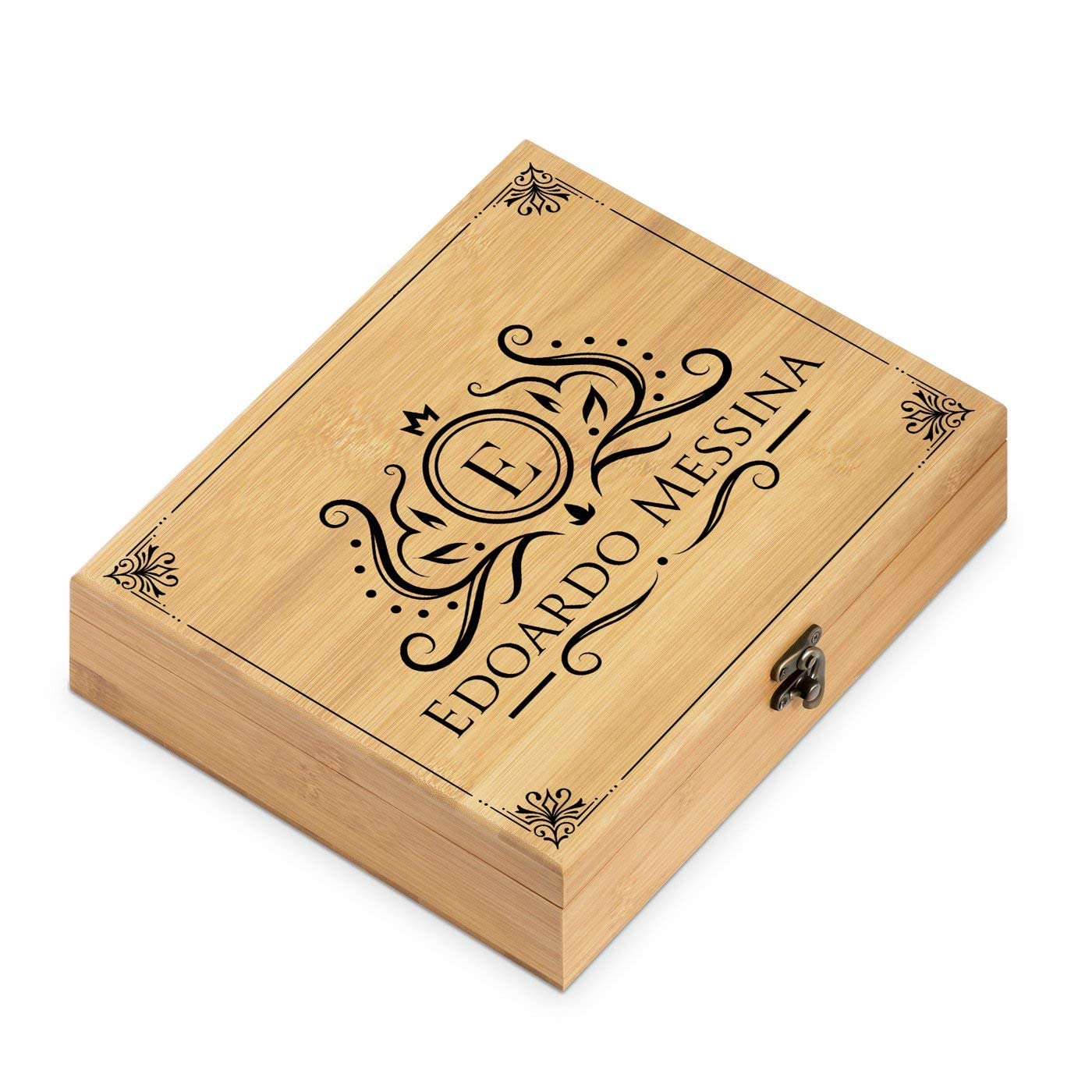 Maverton Set Cavatappi da Vino Deluxe - Kit da Sommelier Personalizzato - Scatola in Legno di bambù + 8 Pezzi di Accessori Vino - Regalo Uomo - Nome