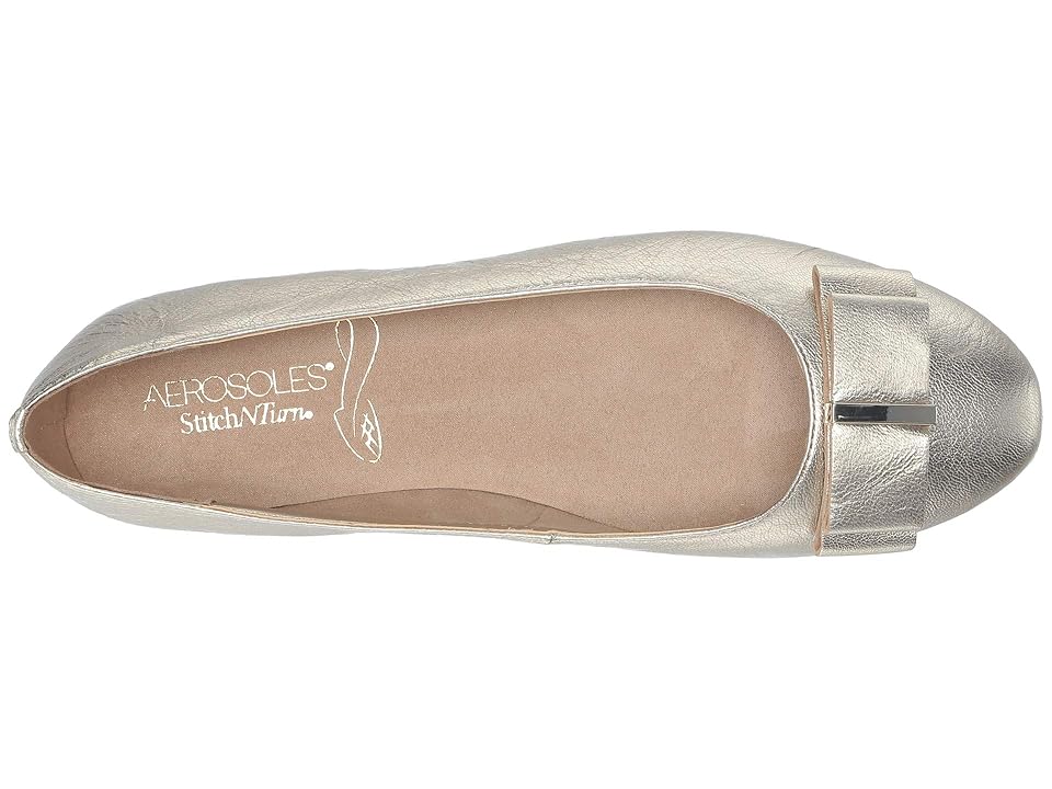 

Aerosoles Conversation (Gold Leather) Women's Shoes