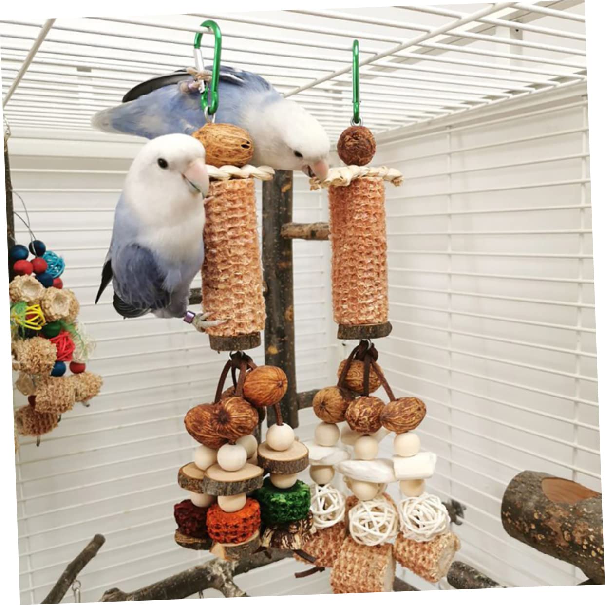 Beaupretty 3pièces Jouet Suspendu pour Perroquet Accessoire Intéressant pour Perruche Et Cockatiel Jouet à Mâcher Naturel pour Oiseaux Stimule Amusement Et Diminue Ennui