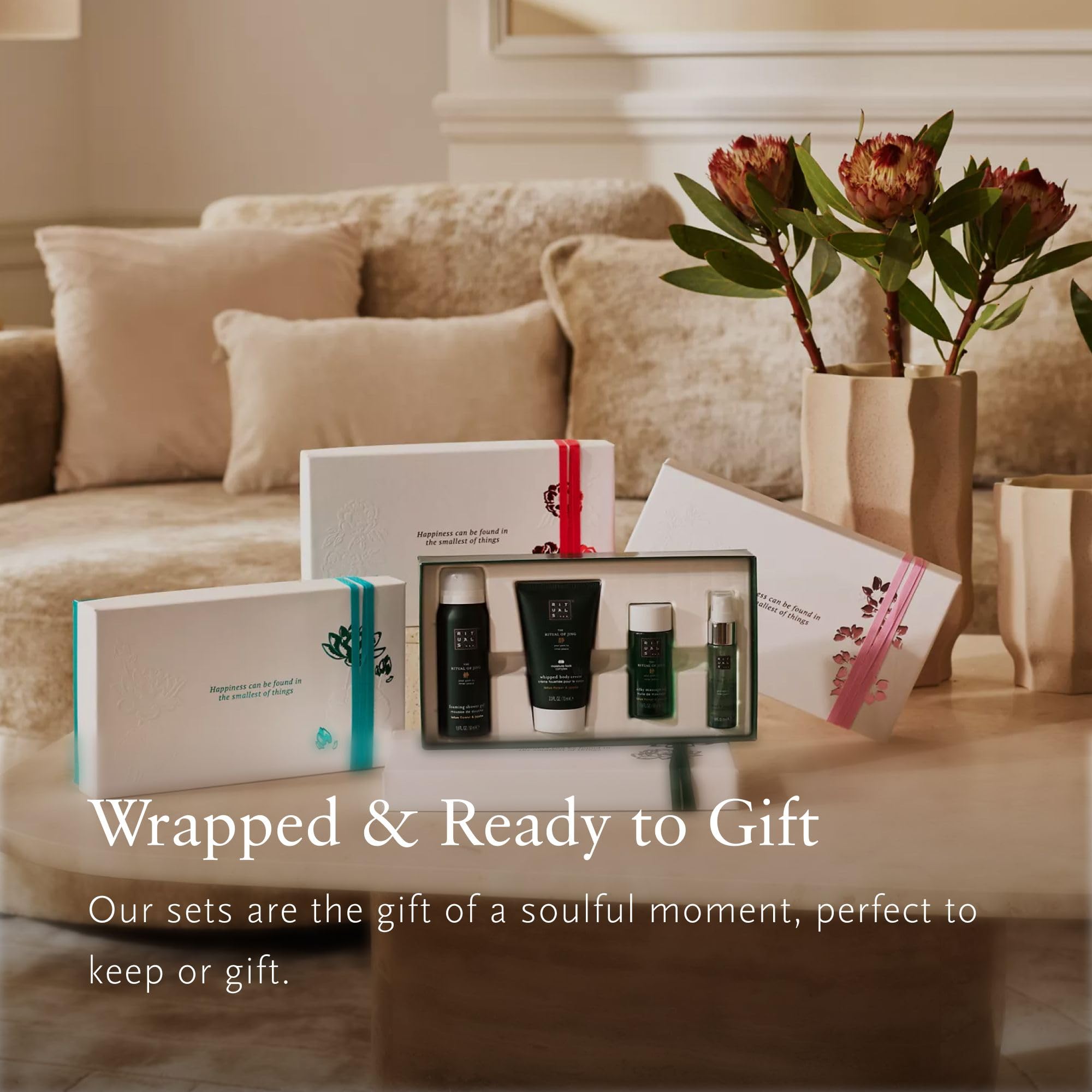 RITUALS Cofanetto regalo donna The Ritual of Sakura, Small – Set regalo donna con prodotti per la cura del corpo, Set bagno nutriente arricchito con latte di riso e fiore di ciliegio