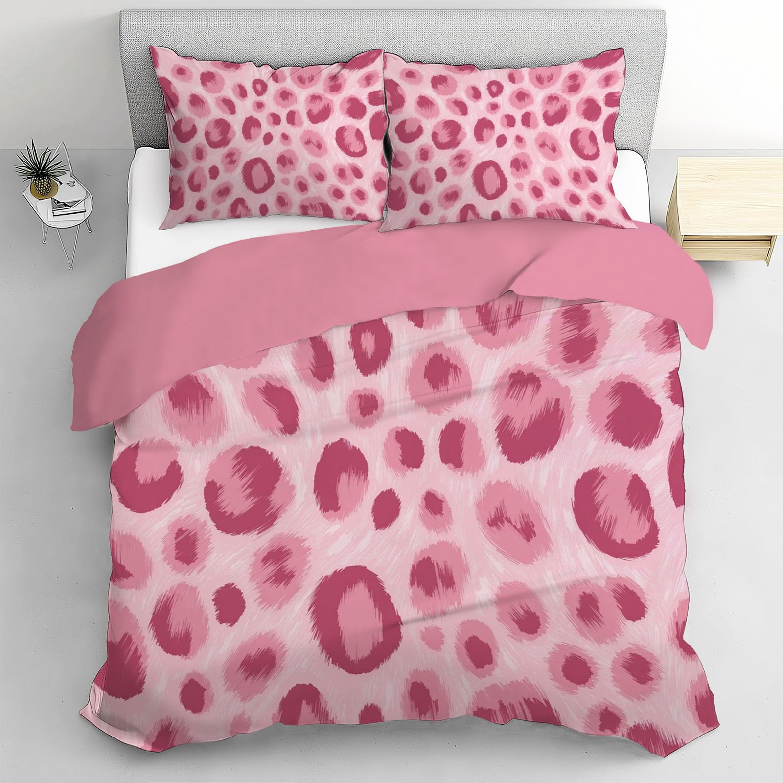 Linge de lit 100% microfibre finitions main avec parure de couette léopard rose