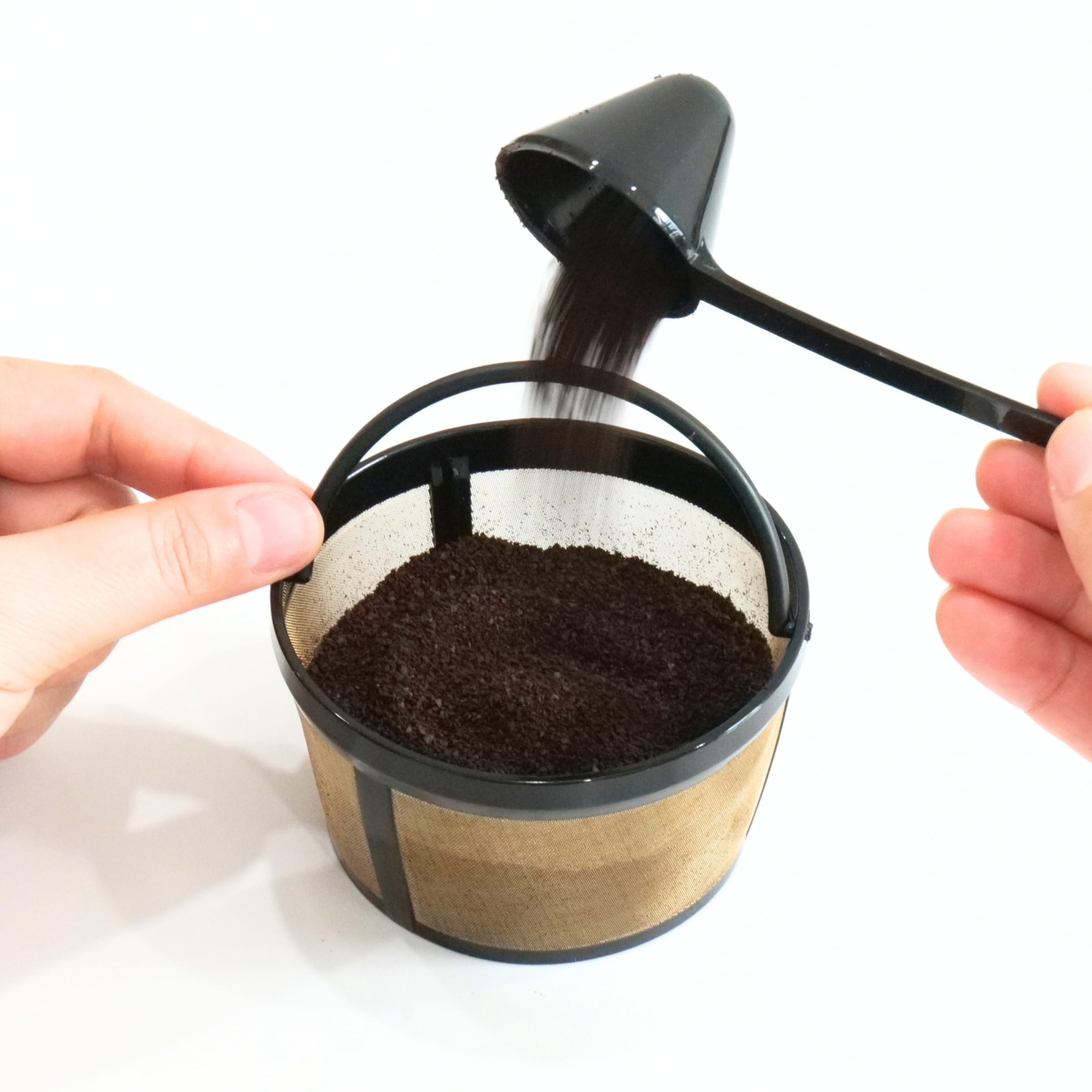 Amazon.com: TRONMEI 4-6 Cup Mini Reusable Coffee Filter - BPA Free, Fits  Mr. Coffee, Black+Decker, Walmart Mainstays & Most 4-6 Cup Basket-Style  Coffee Makers (1-Pack): Home & Kitchen