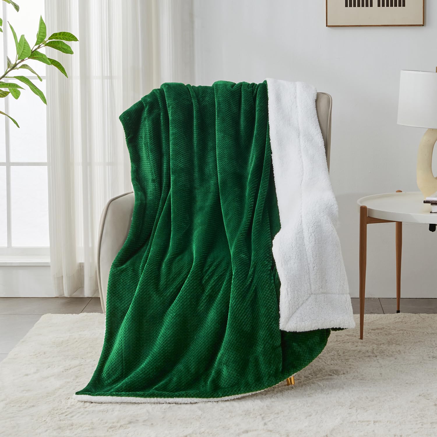 SOCHOW Waffel Sherpa Fleecedecke, superweiche, flauschig warme, leichte, Wendeplüschdecke für Bett, Sofa und Couch, 220 x 240 cm Waldgrün