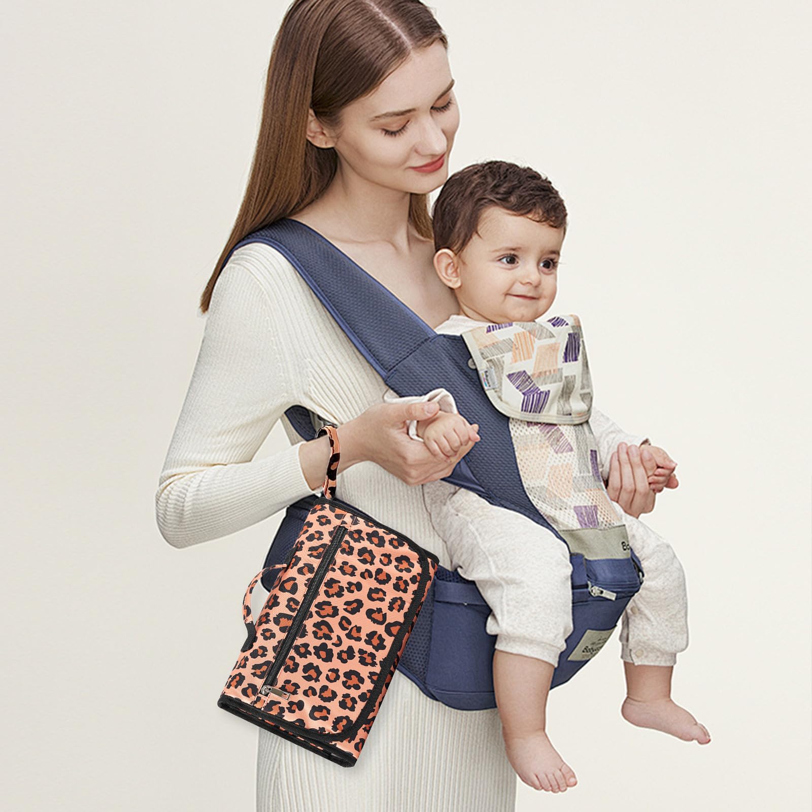 Matelas à langer portable, pour les déplacements, compact, sac à langer amovible, pour bébé en voyage, motif léopard