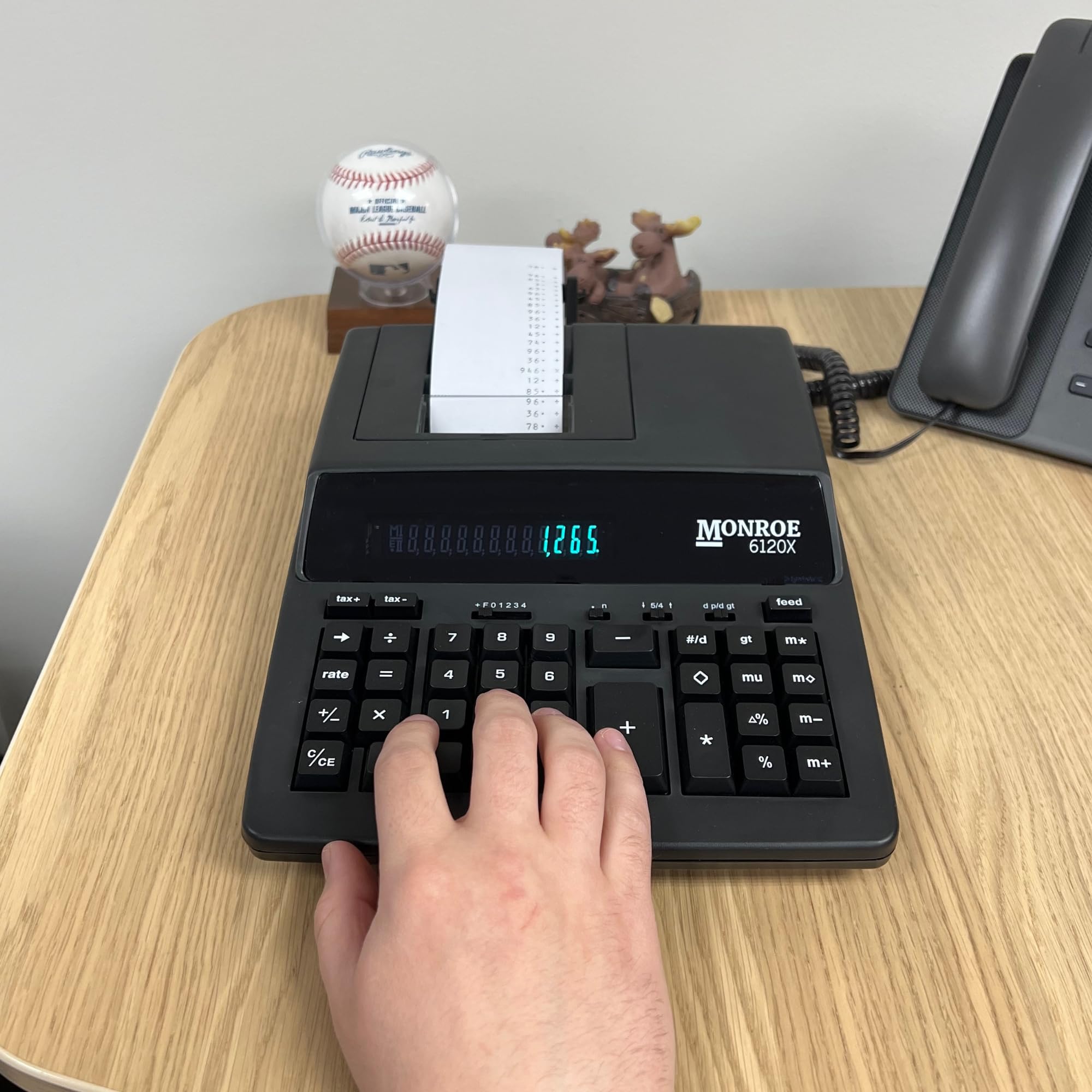 Nuevos sistemas de Monroe para negocios 6120 X impresión de 12 dígitos calculadora de pantalla/Medium-Duty con opcional suministros y espuma cuña de elevación