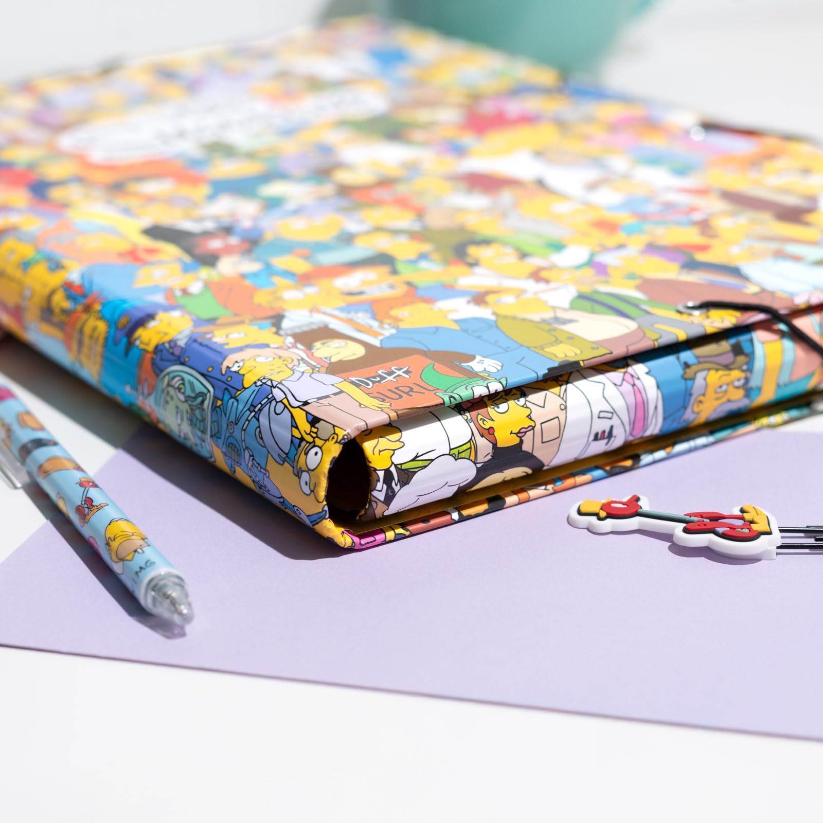 Grupo Erik - Chemise Cartonnée A4 Snoopy | Chemise à Rabats Rigide | Pochette Cartonnée 24 X 34 Cm | Fournitures Scolaires, Fournitures De Bureau