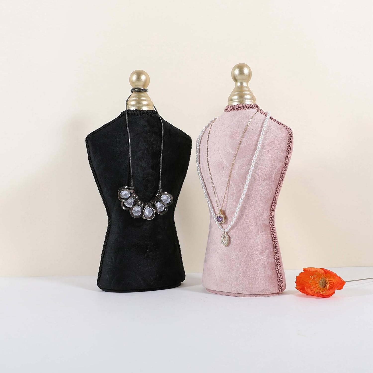 GemeShou Velvet necklace holder display stand, Pink jewelry necklace display for selling, necklace mannequin for jewelry, necklace bust jewelry display for Countertop【Pink-Medium】