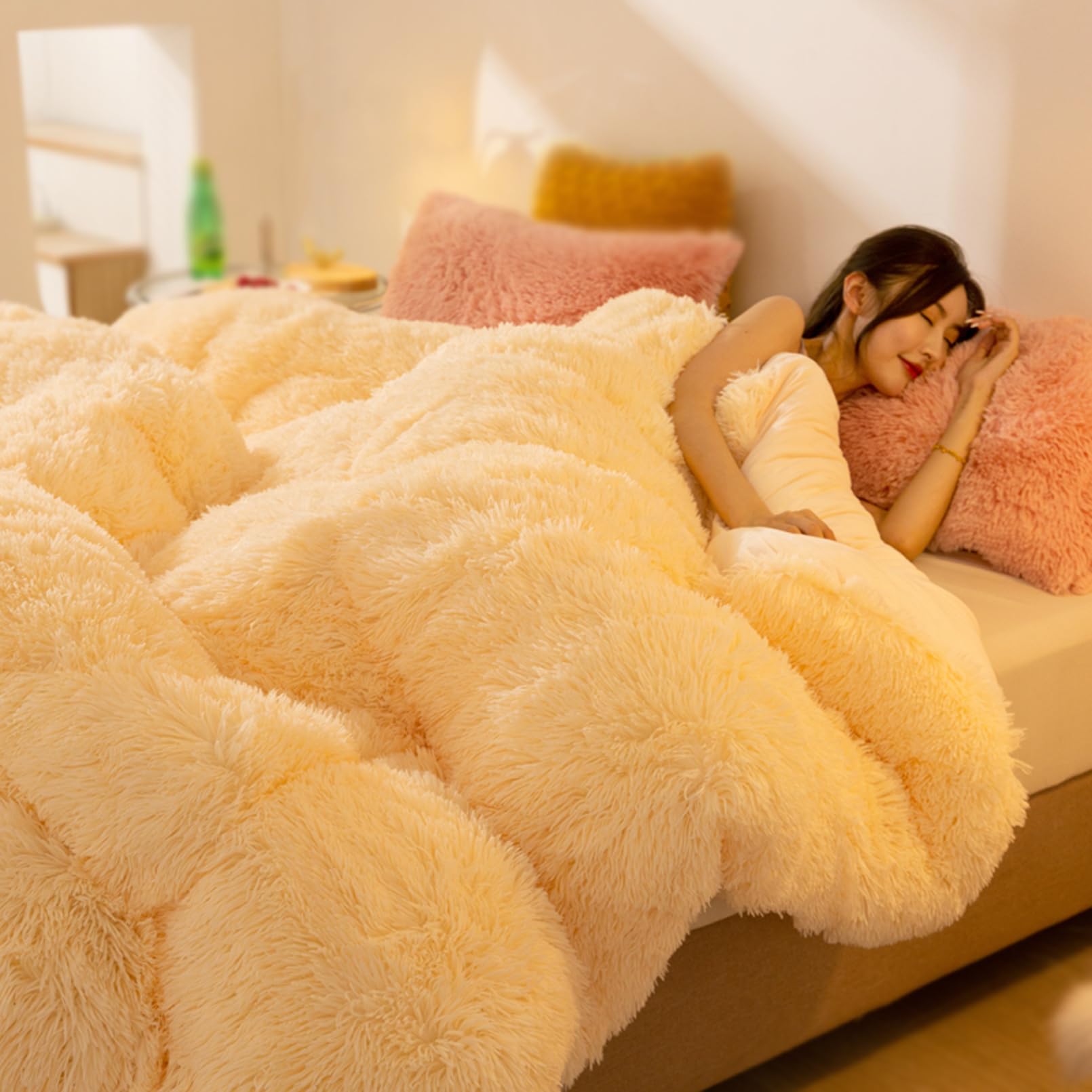 Amazon.com: AETVRNI Luxury Thick Fluffy Faux Fur Comforter, Large